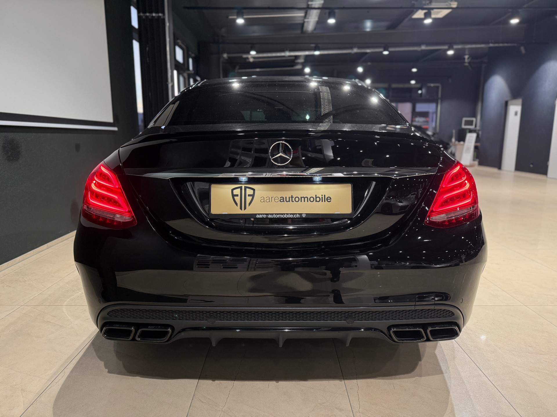 MERCEDES-BENZ C 63 S AMG Edition 1 Speedshift Performance Sitze-image-7