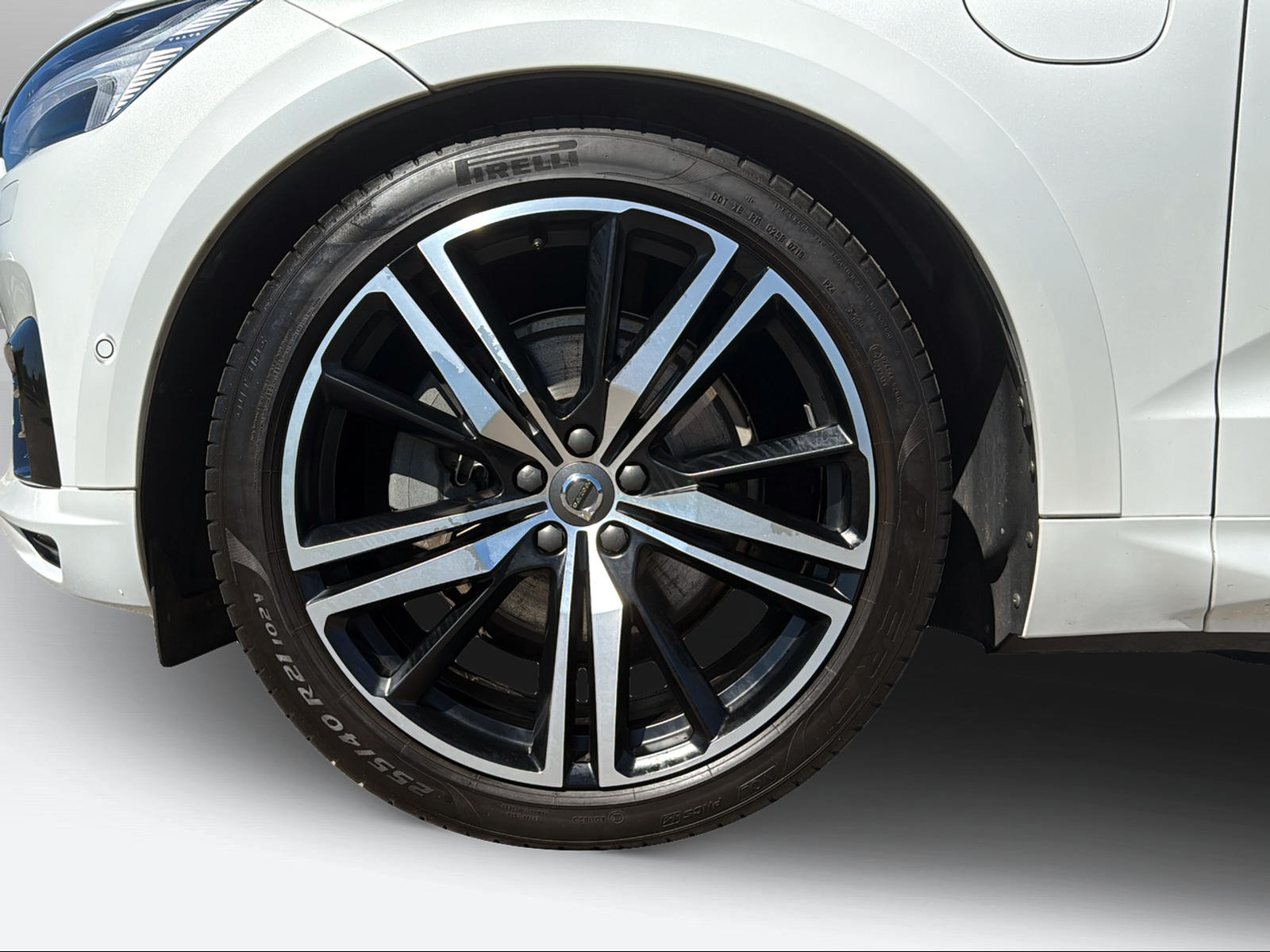 VOLVO XC60 2.0 T8 TE R-Design eAWD-image-8