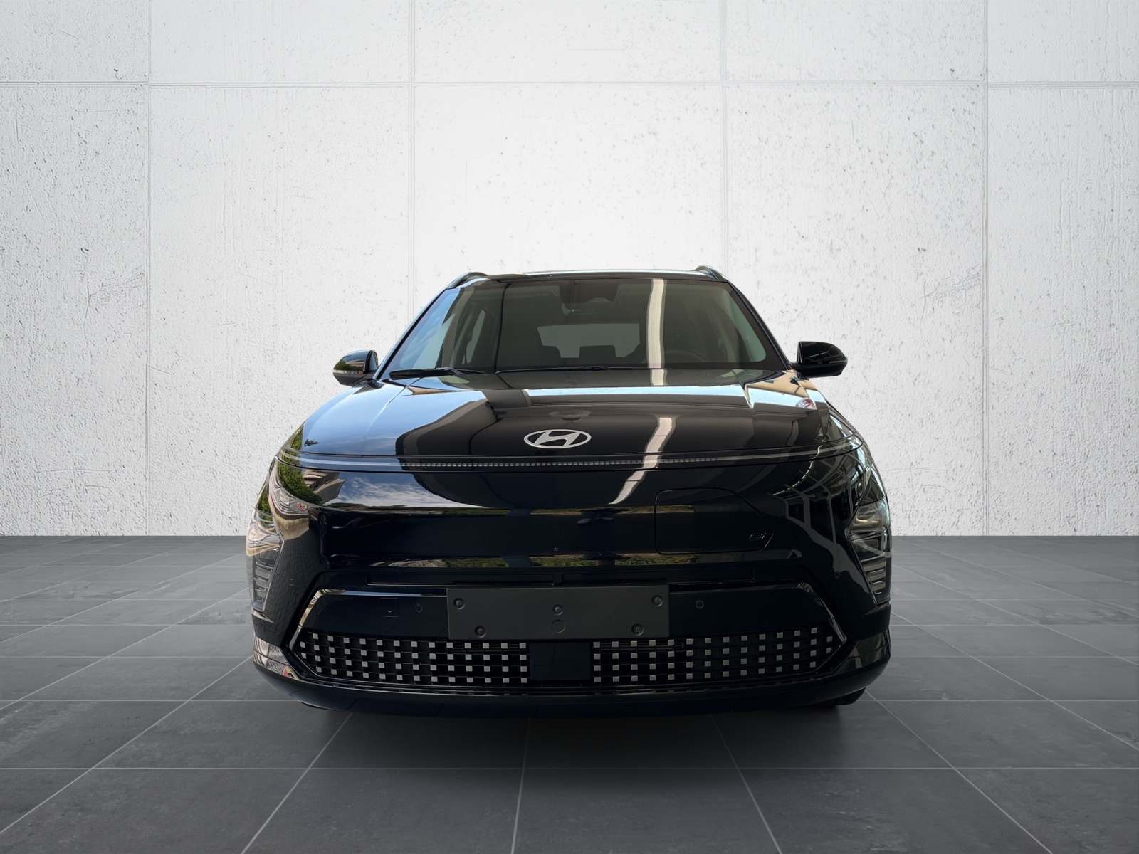 HYUNDAI Kona EV 65.4 kWh Amplia-image-1