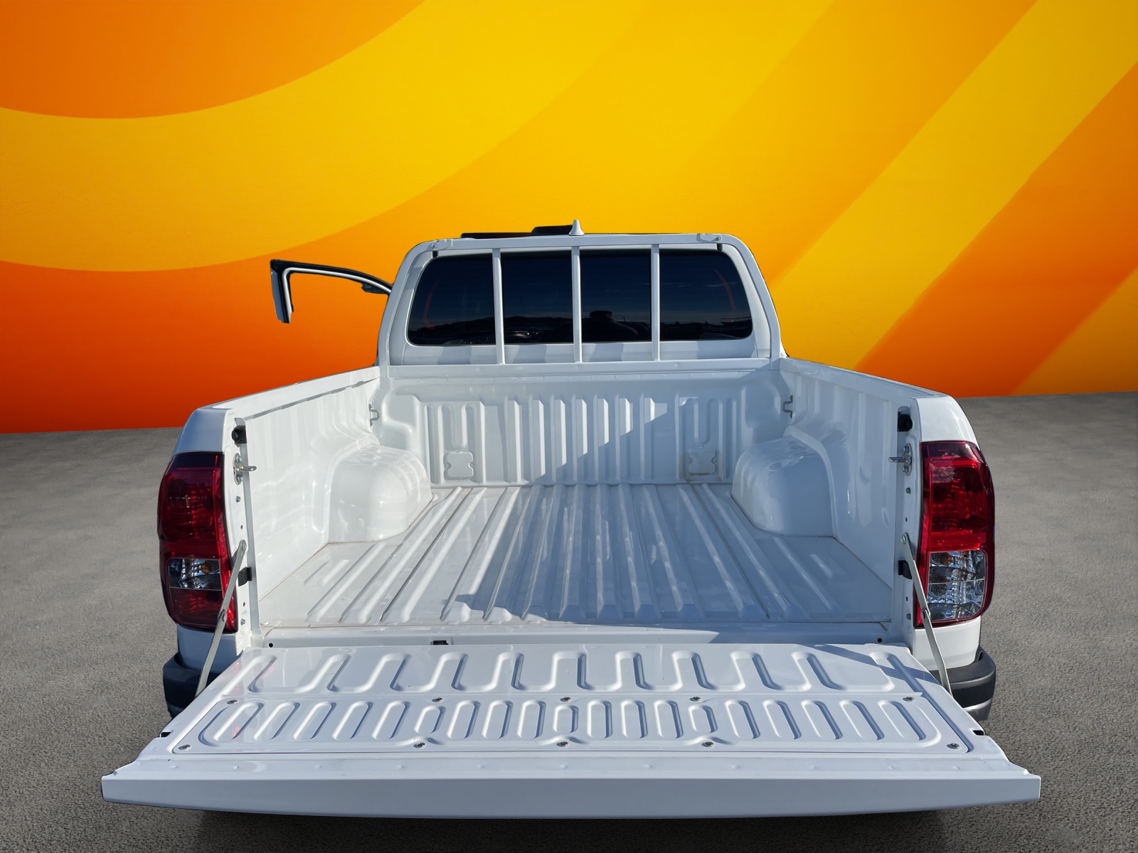 TOYOTA Hilux 2.8d Comfort Double Cab 4x4-image-12