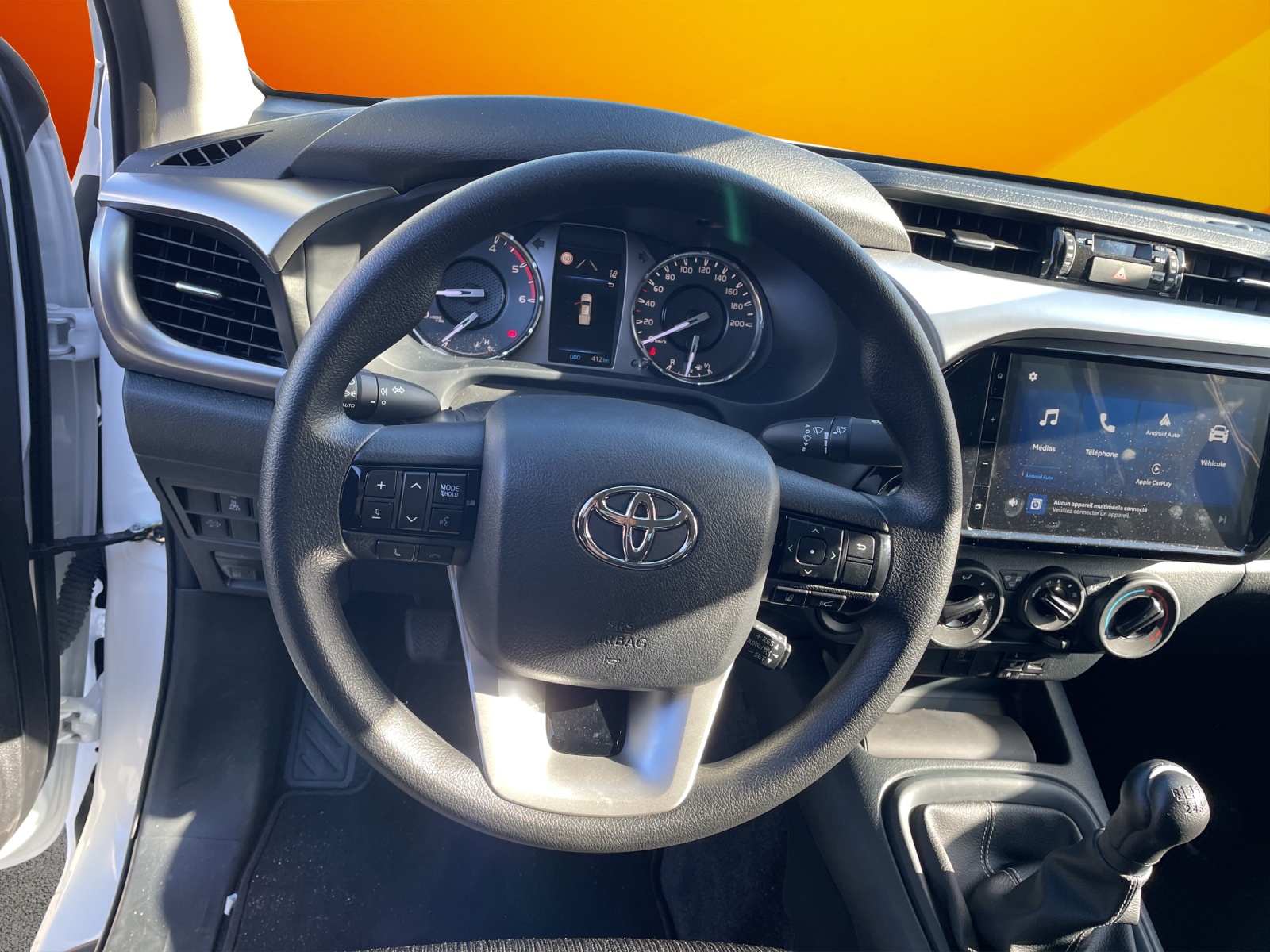 TOYOTA Hilux 2.8d Comfort Double Cab 4x4-image-10