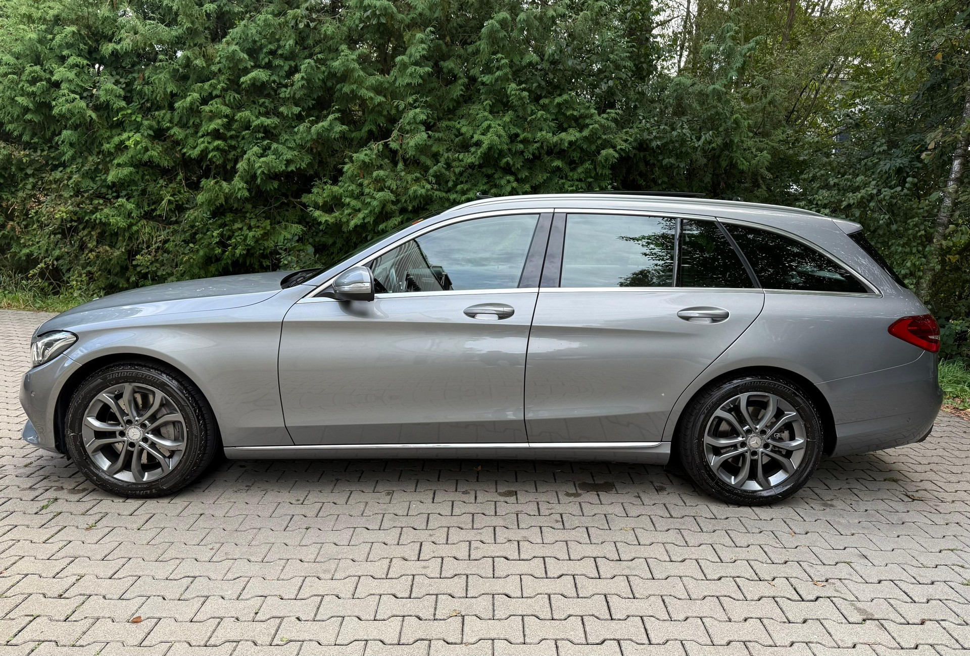 MERCEDES-BENZ C 400 Avantgarde 4Matic 7G-Tronic-image-1