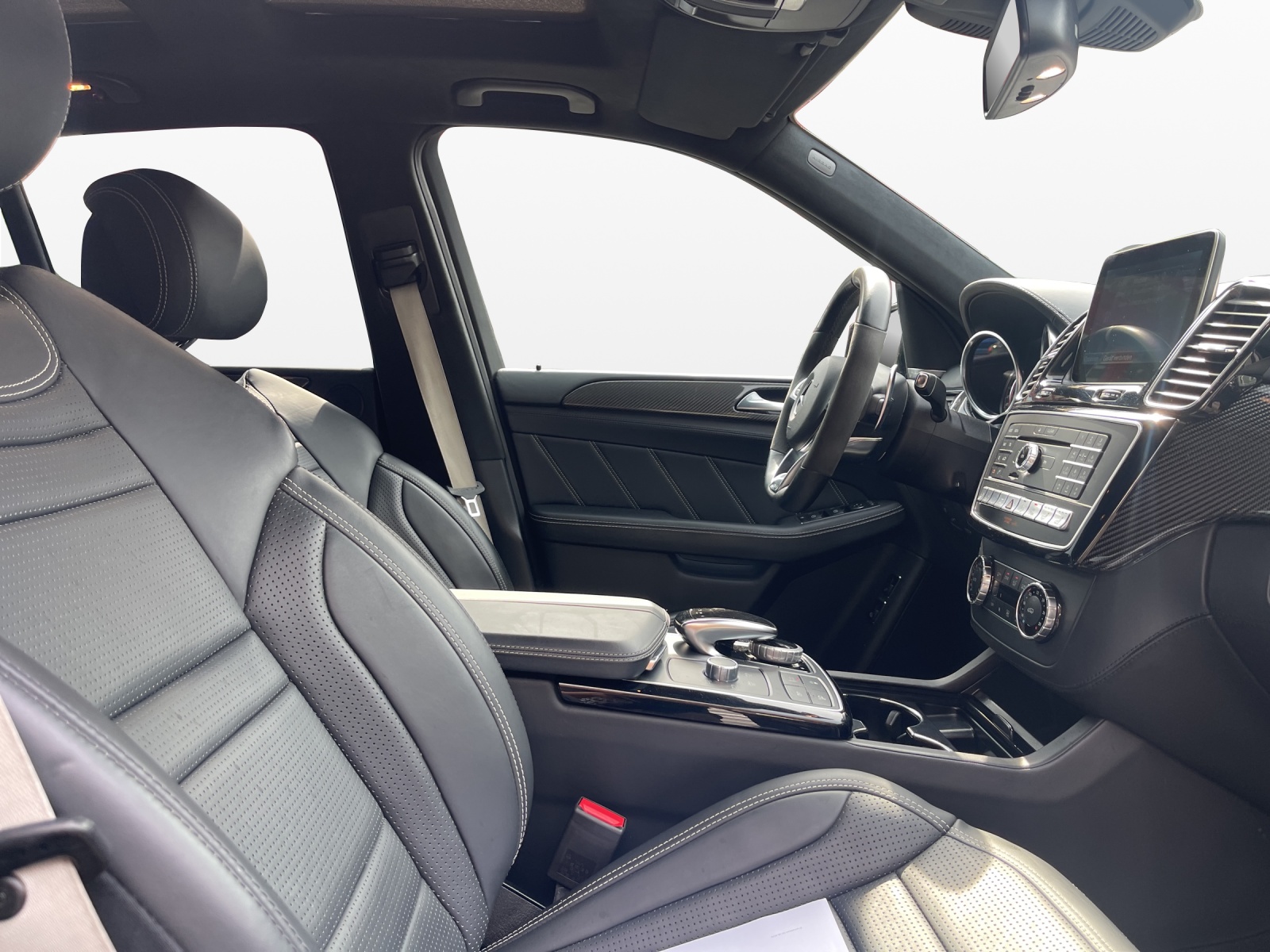 MERCEDES-BENZ GLE 63 S AMG 4Matic Speedshift Plus 7G-Tronic-image-14