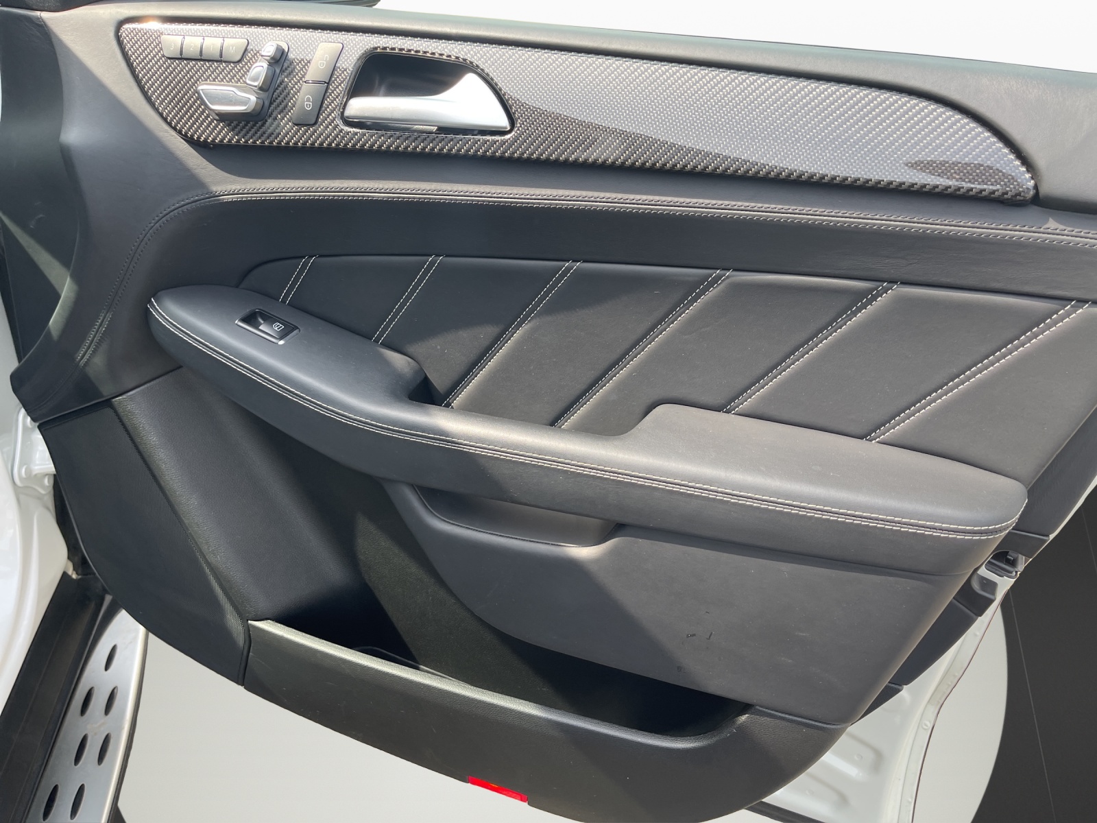 MERCEDES-BENZ GLE 63 S AMG 4Matic Speedshift Plus 7G-Tronic-image-16
