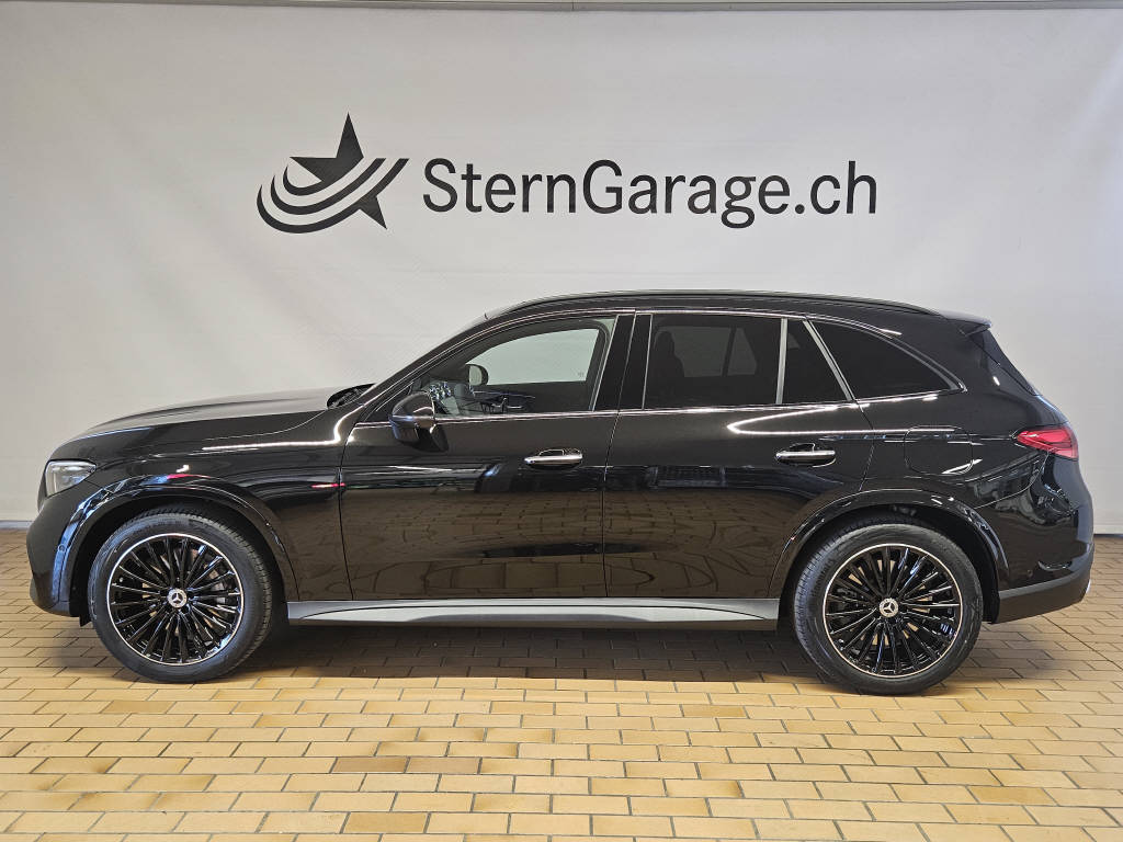MERCEDES-BENZ GLC 300 de 4Matic AMG Line EQ Star-showroom-element-1