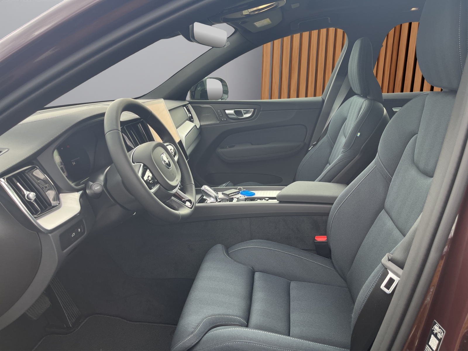 VOLVO XC60 2.0 T6 TE Ultra Dark eAWD-image-8