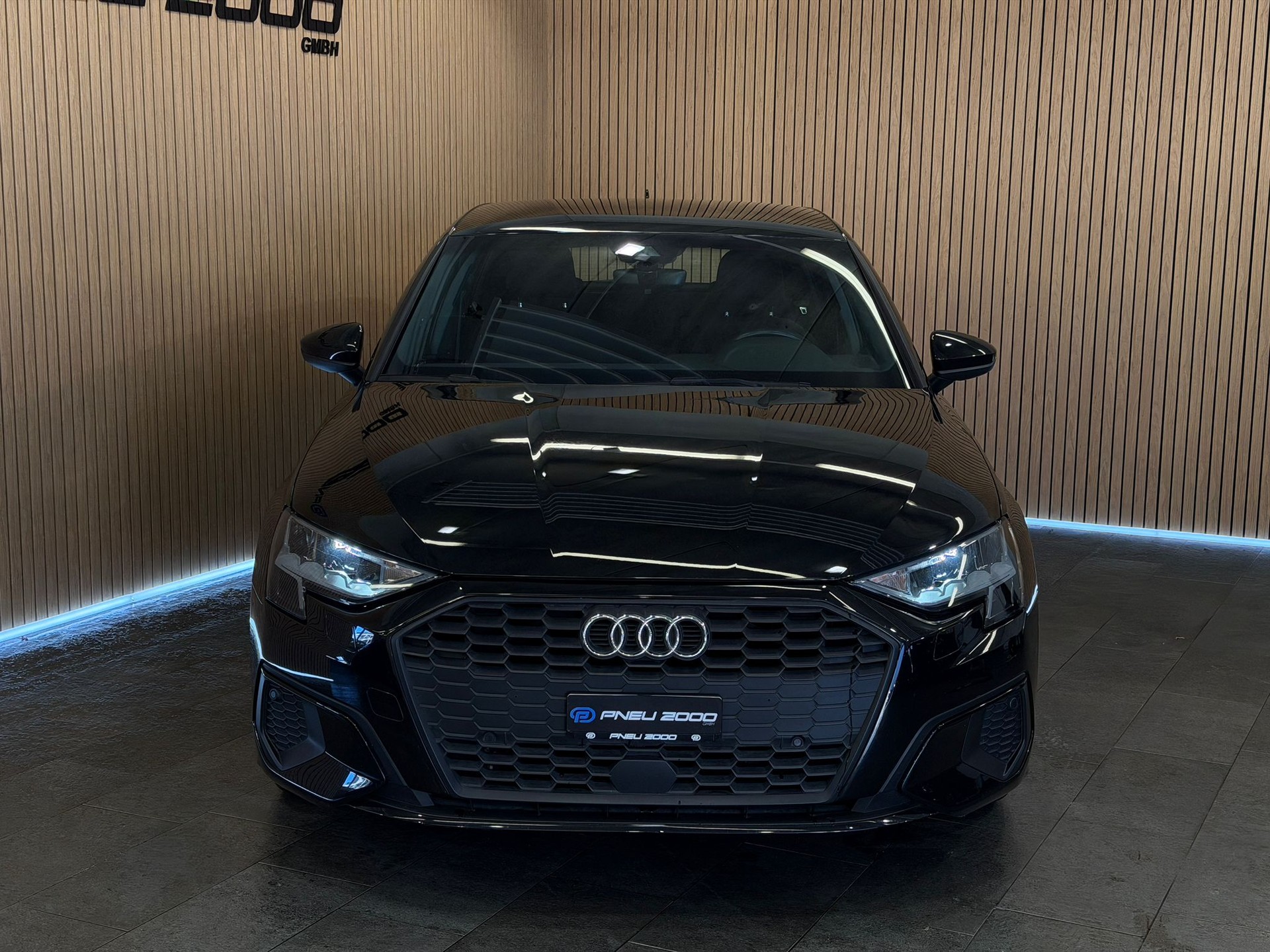 AUDI A3 Sportback 30 S line S-tronic-image-1