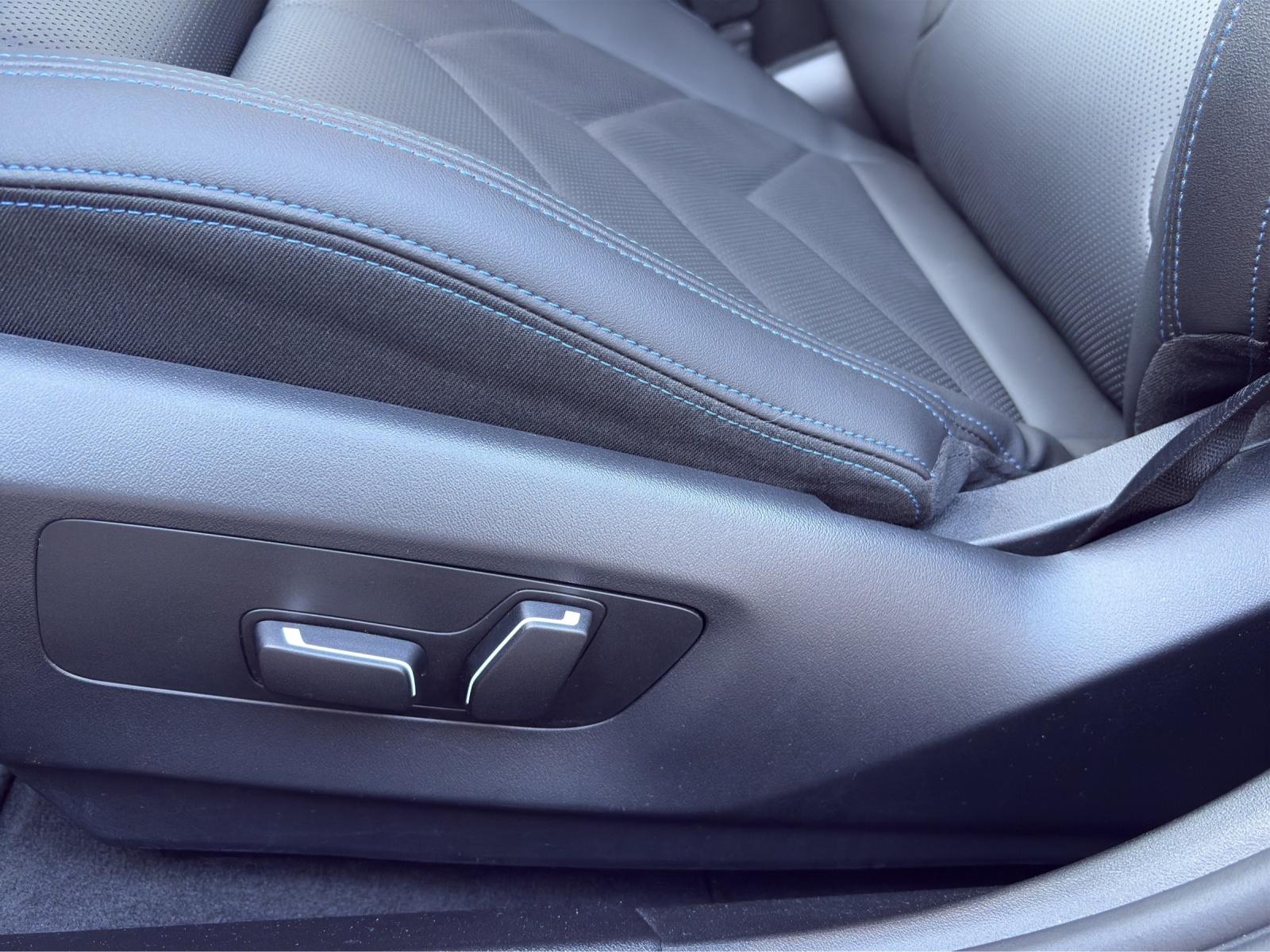 BMW 530e xDrive Touring-image-18