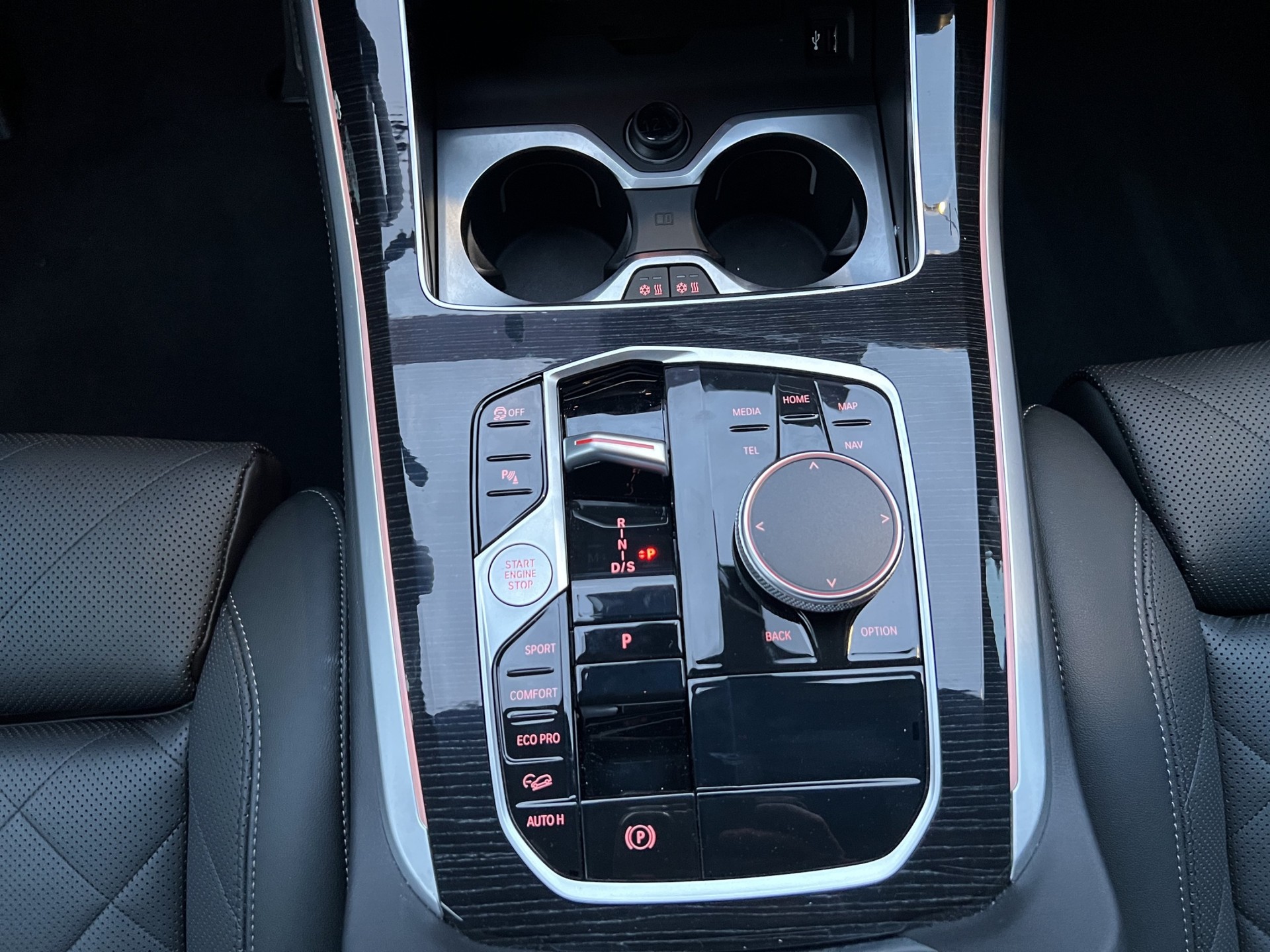 BMW X5 xDrive 48V 30d M Sport Steptronic-image-16