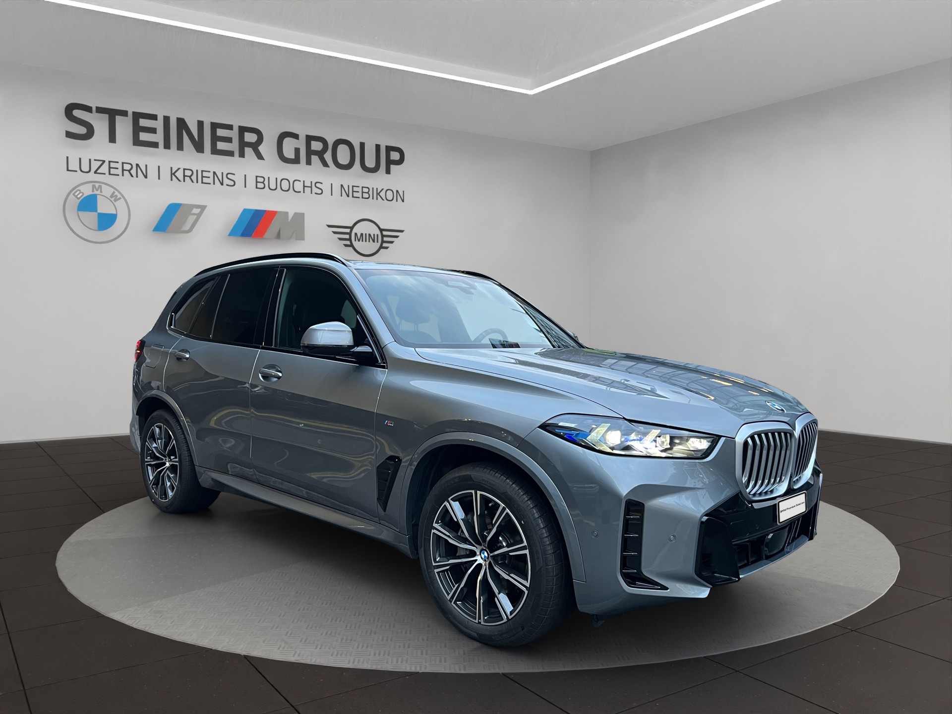 BMW X5 xDrive 48V 30d M Sport Steptronic-image-2