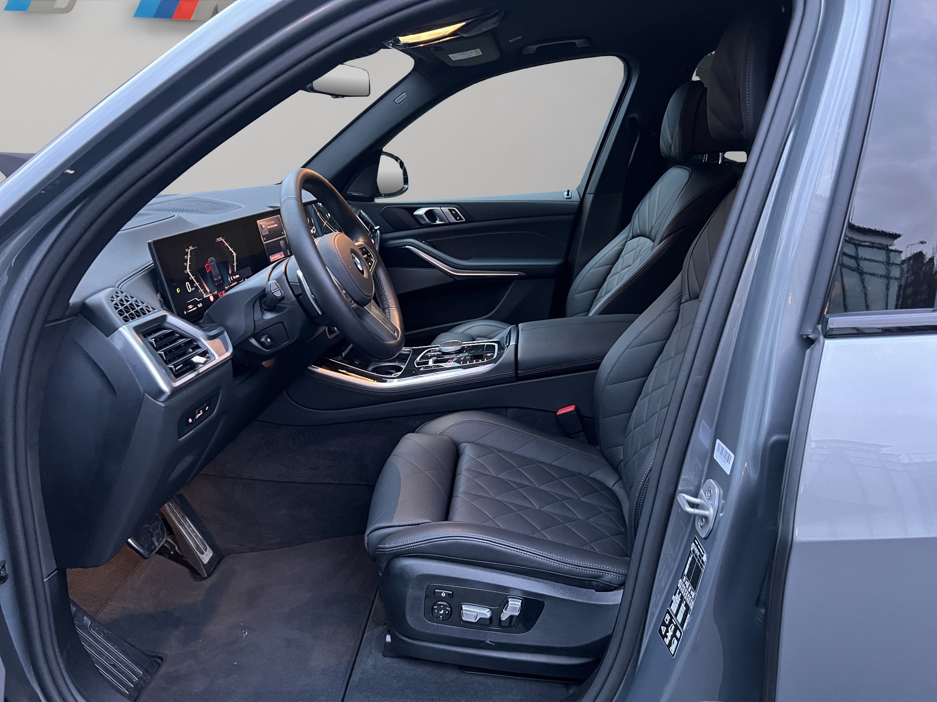 BMW X5 xDrive 48V 30d M Sport Steptronic-image-10