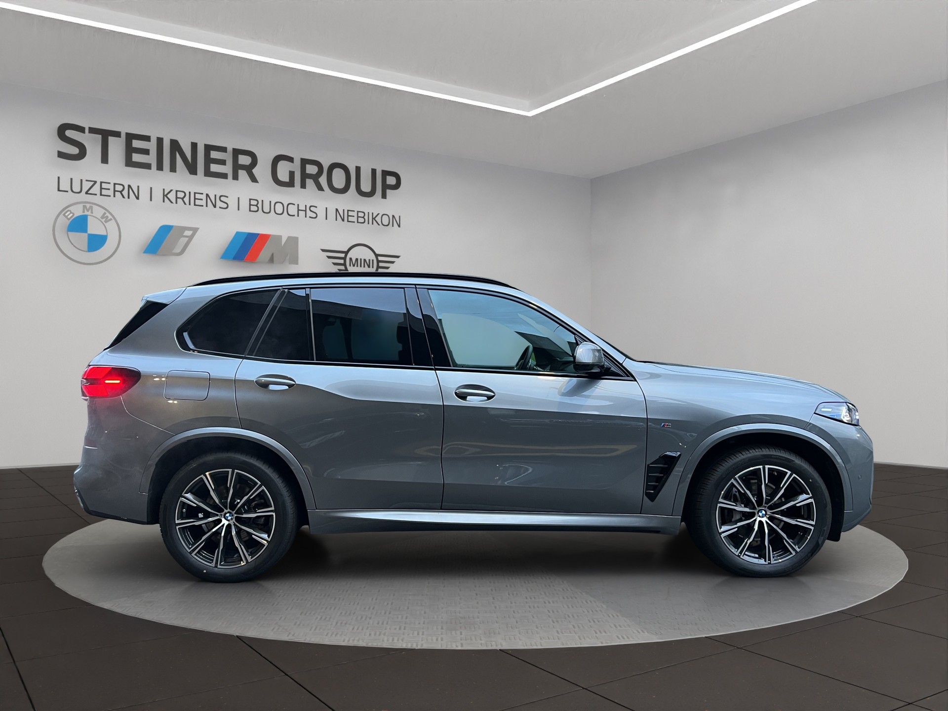 BMW X5 xDrive 48V 30d M Sport Steptronic-image-3