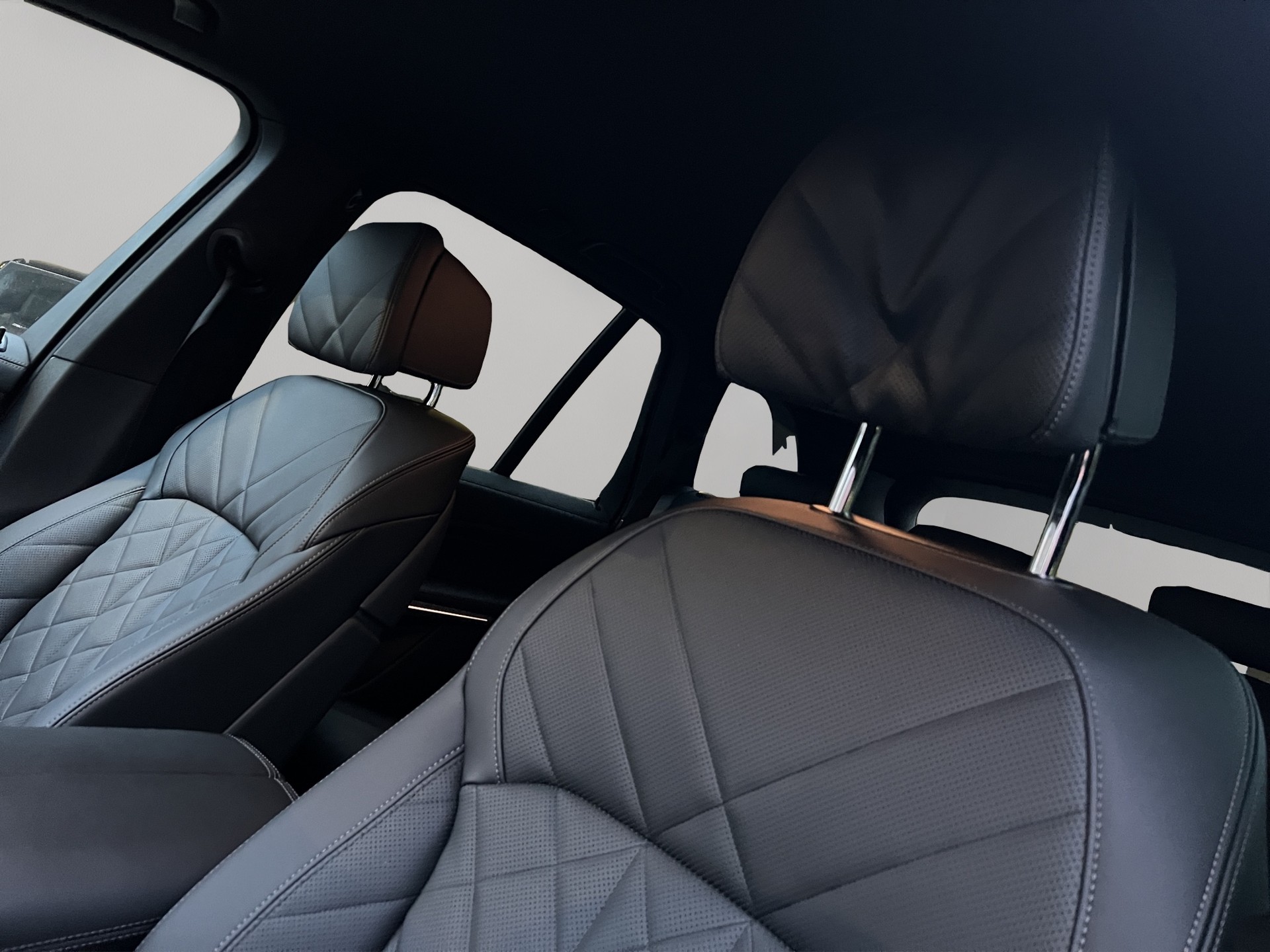 BMW X5 xDrive 48V 30d M Sport Steptronic-image-12