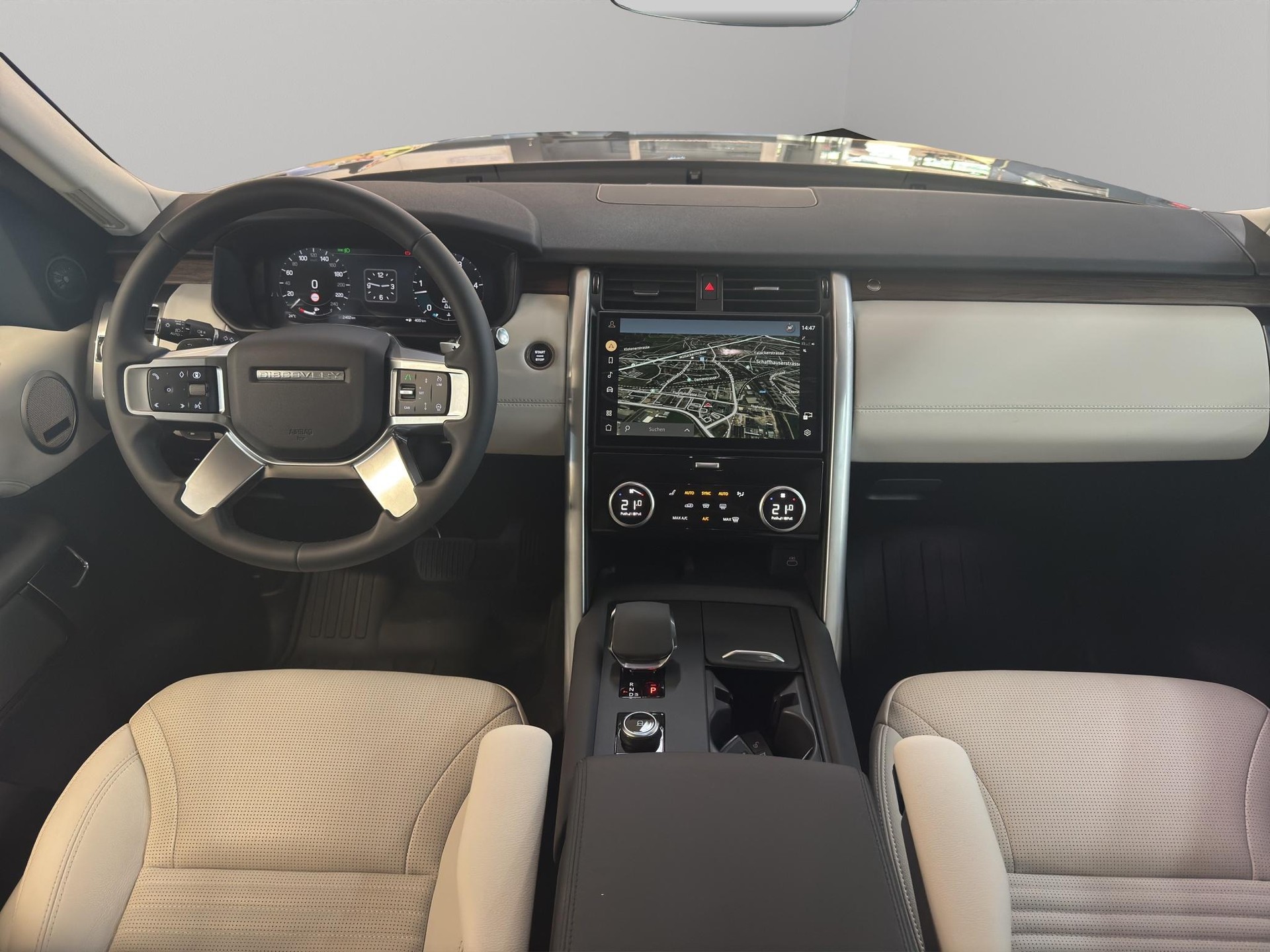 LAND ROVER Discovery 3.0 D I6 300 S-image-8