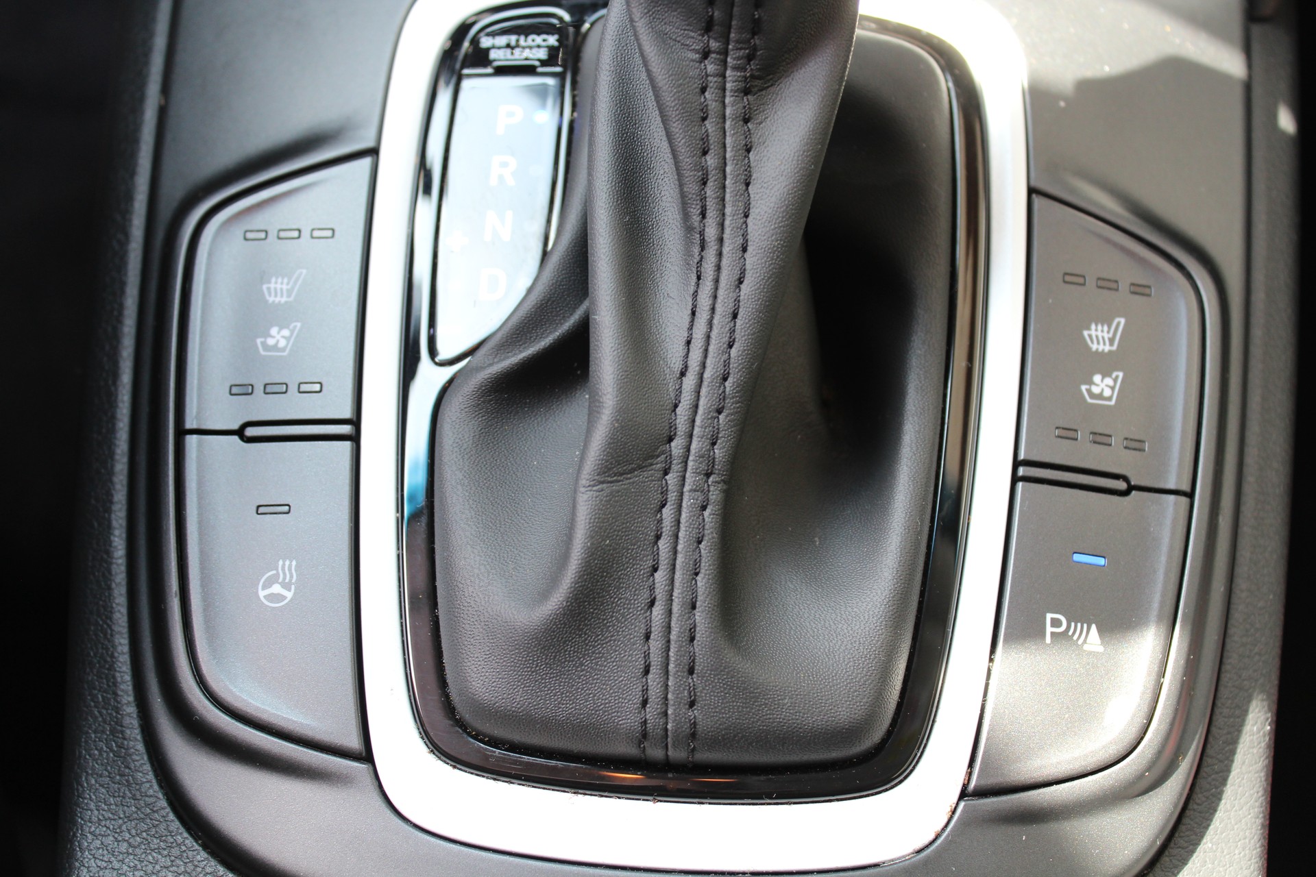 HYUNDAI Kona 1.6 GDi HEV Vertex DCT-image-14
