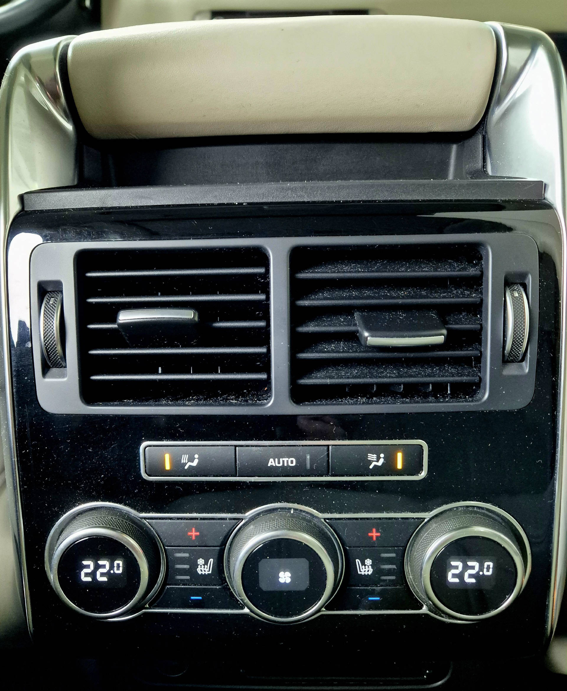 LAND ROVER Range Rover Sport 3.0 SDV6 Autobiography Dynamic-image-12