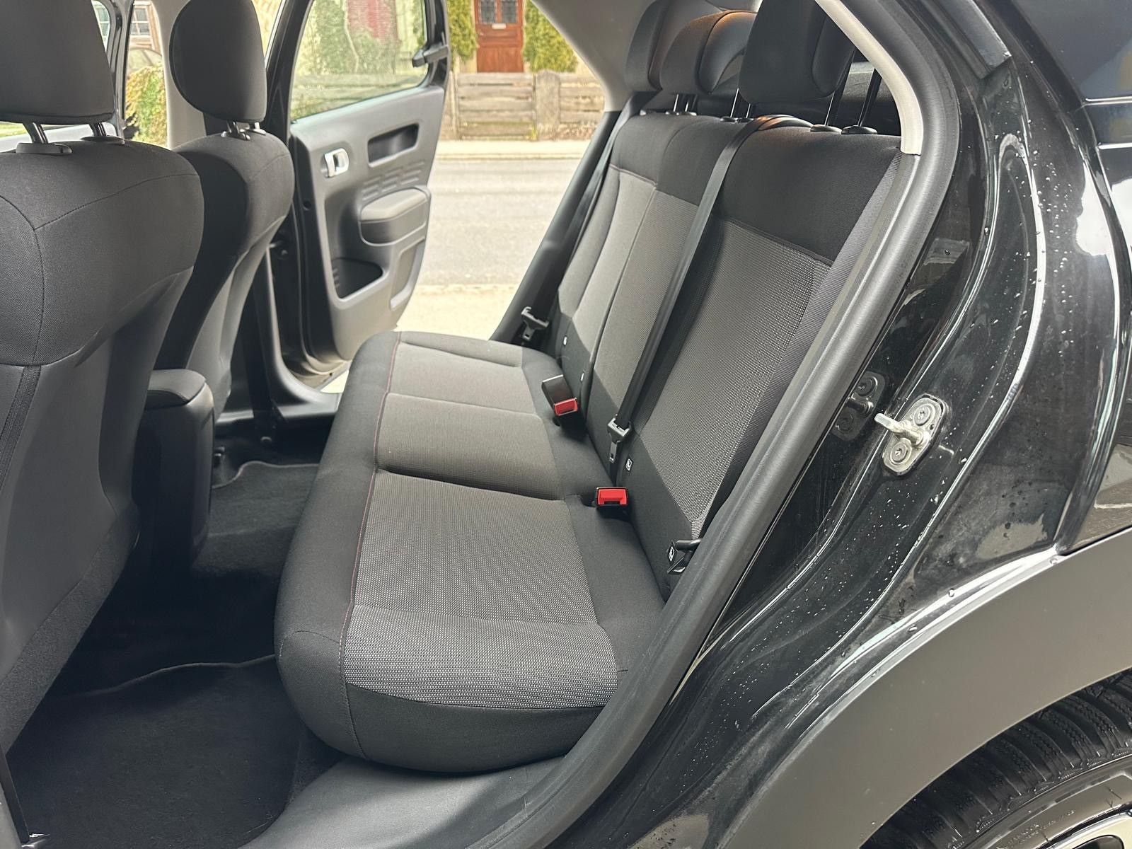 CITROEN C4 Cactus 1.2 Pure Tech Feel-image-10