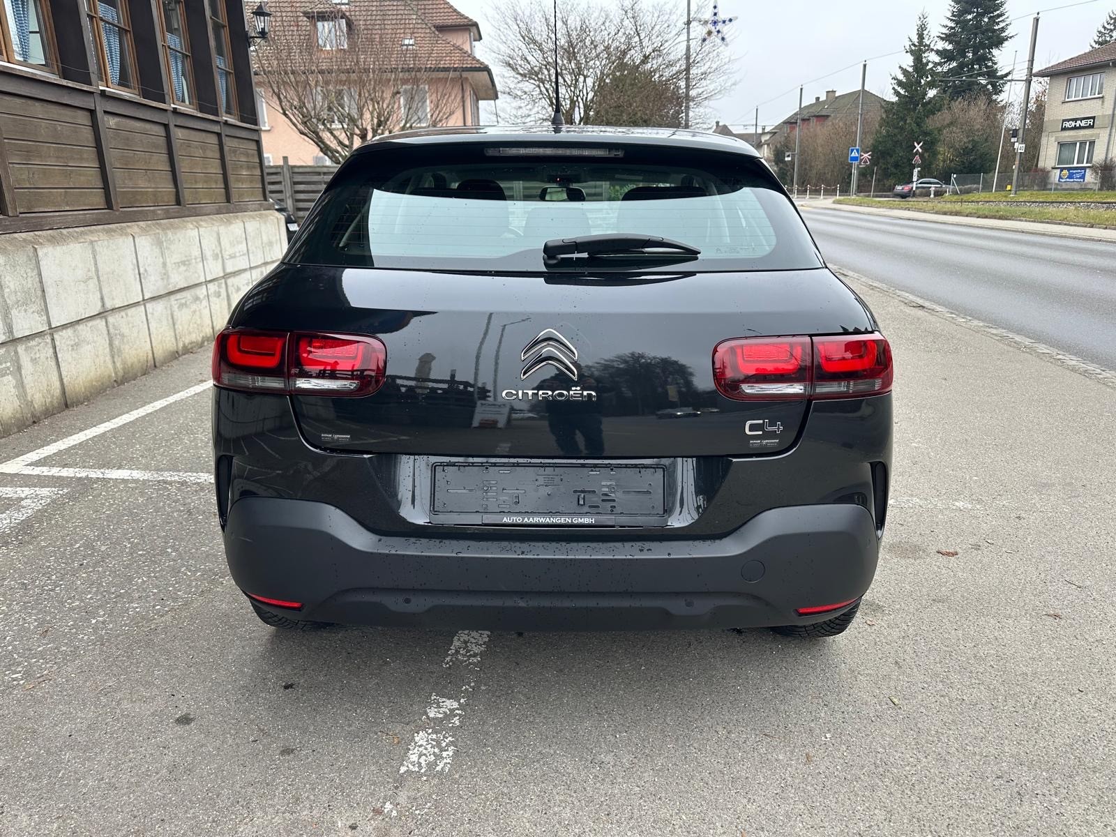 CITROEN C4 Cactus 1.2 Pure Tech Feel-image-5