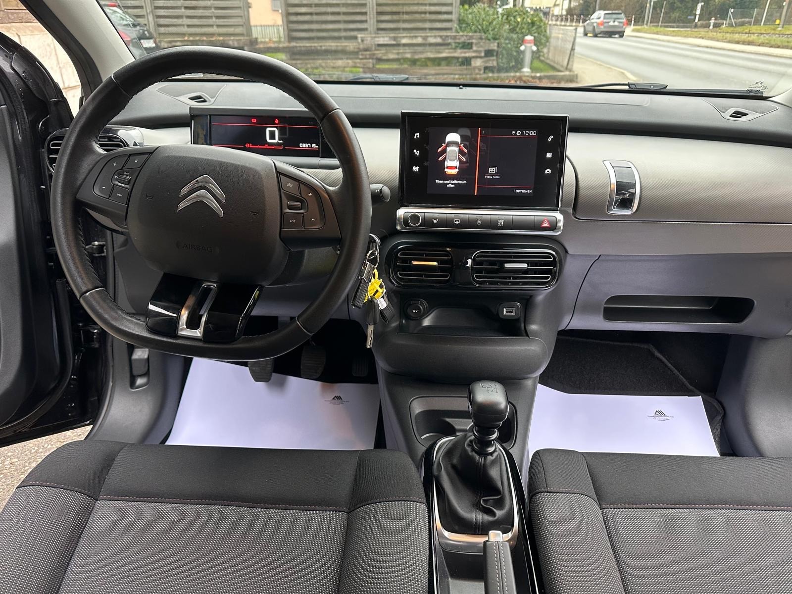 CITROEN C4 Cactus 1.2 Pure Tech Feel-image-7