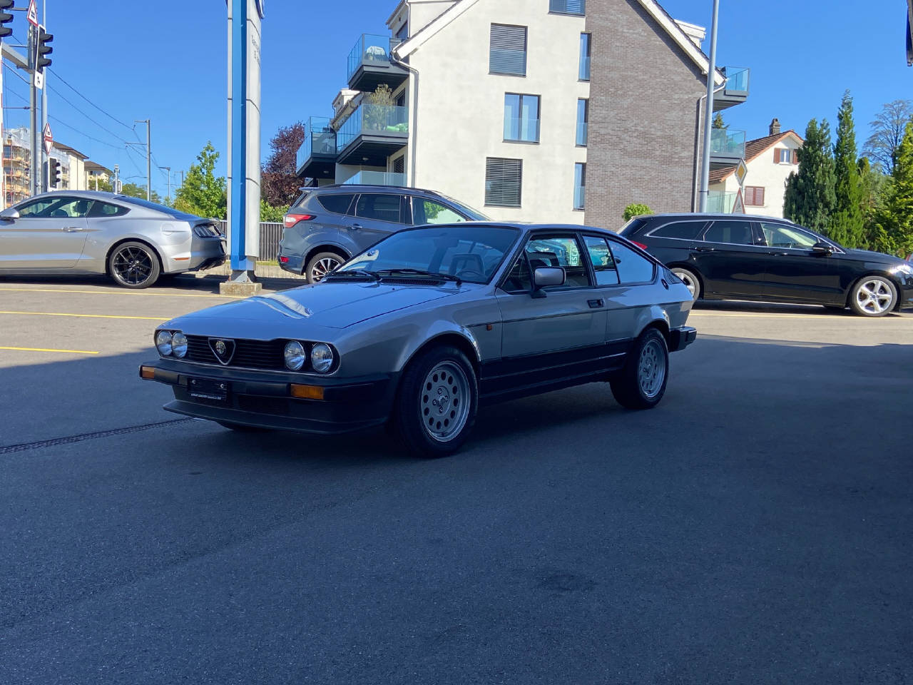 ALFA ROMEO GTV 2000-image-2