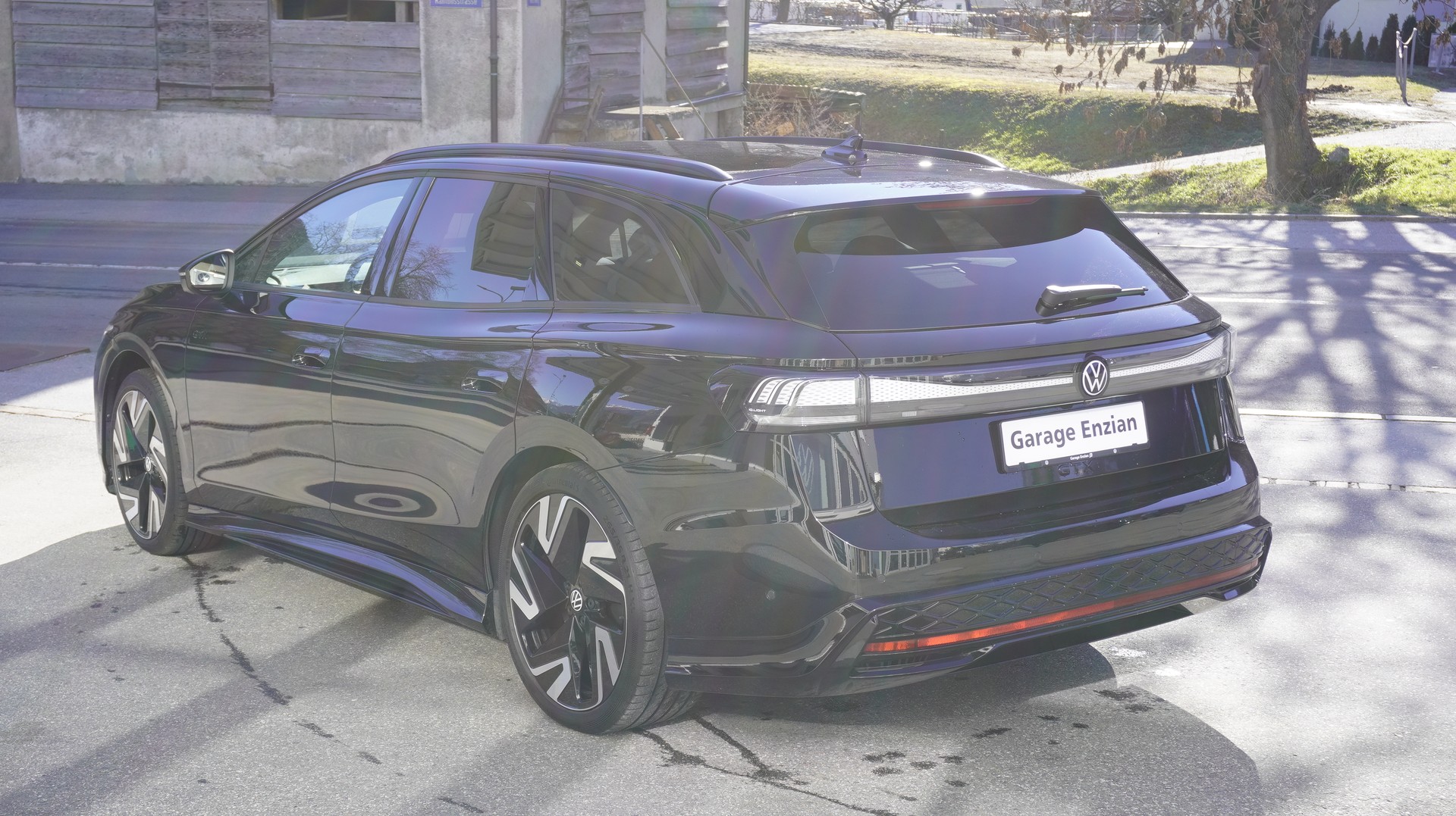 VW ID.7 Tourer GTX 86 kWh GTX United 4 Motion-image-11