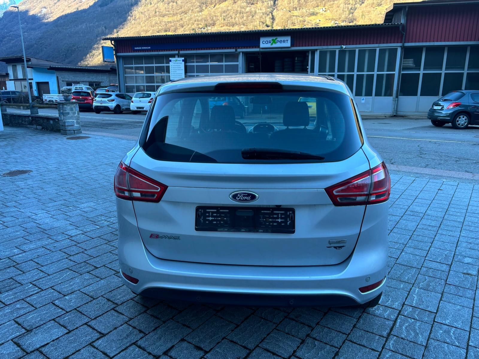 FORD B-Max 1.0 SCTi Titanium-image-4