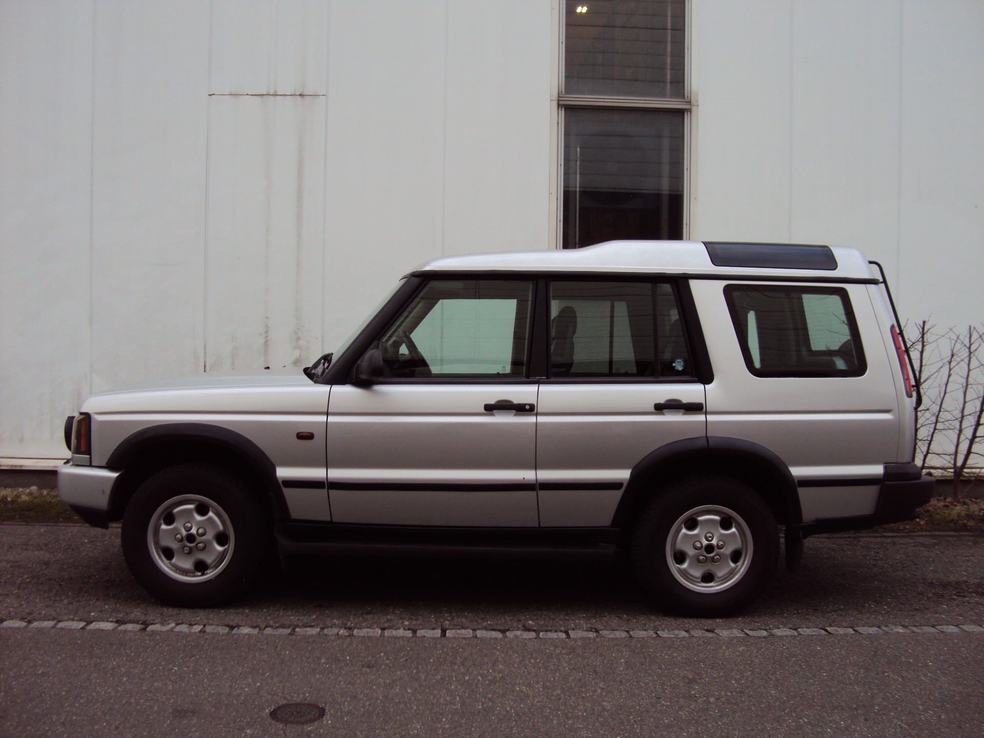 LAND ROVER Discovery 2.5 Td5 HSE-image-6