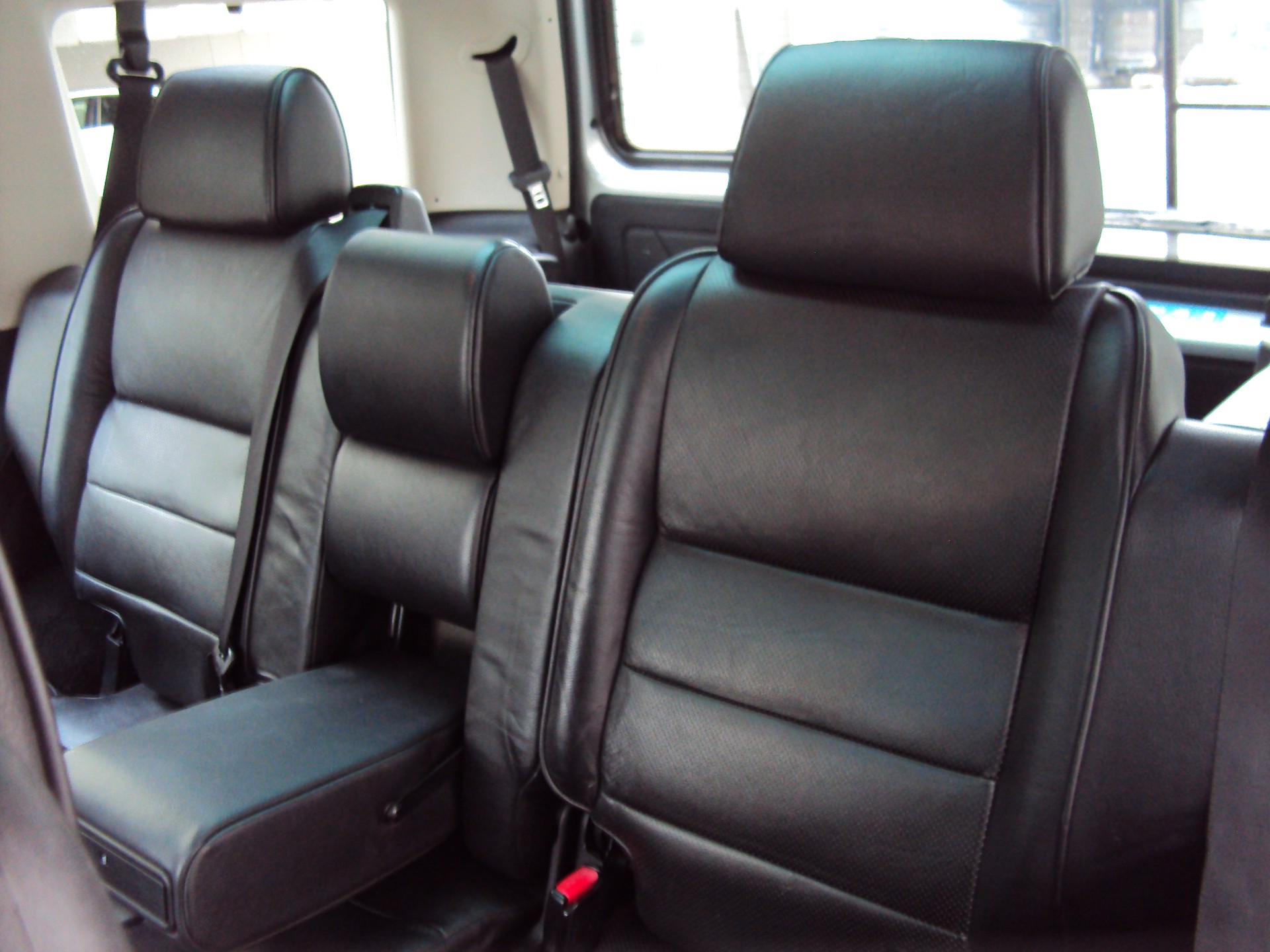 LAND ROVER Discovery 2.5 Td5 HSE-image-12