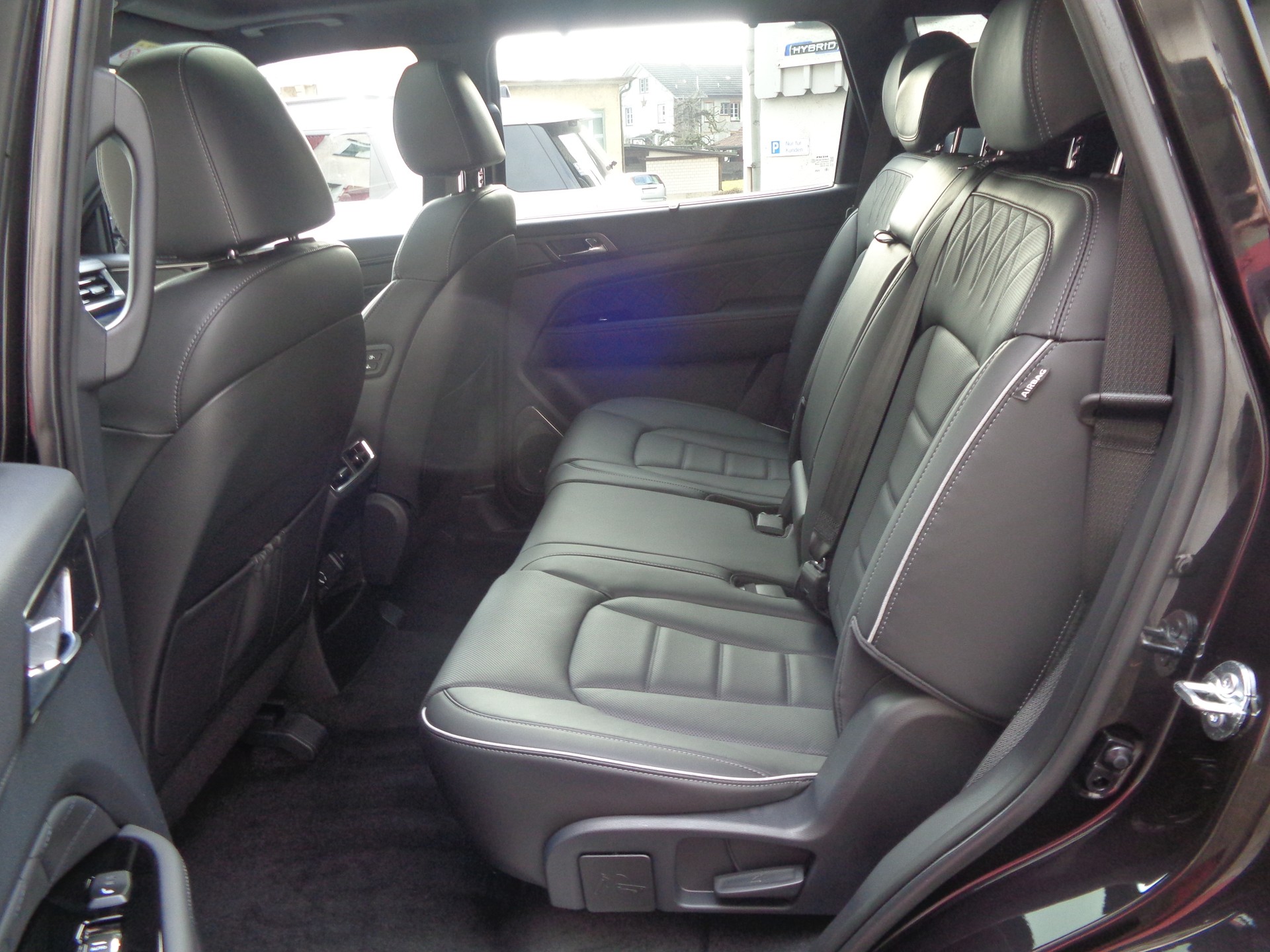 KGM-SsangYong Rexton 2.2 CRDi Blackline 4WD AT-image-6