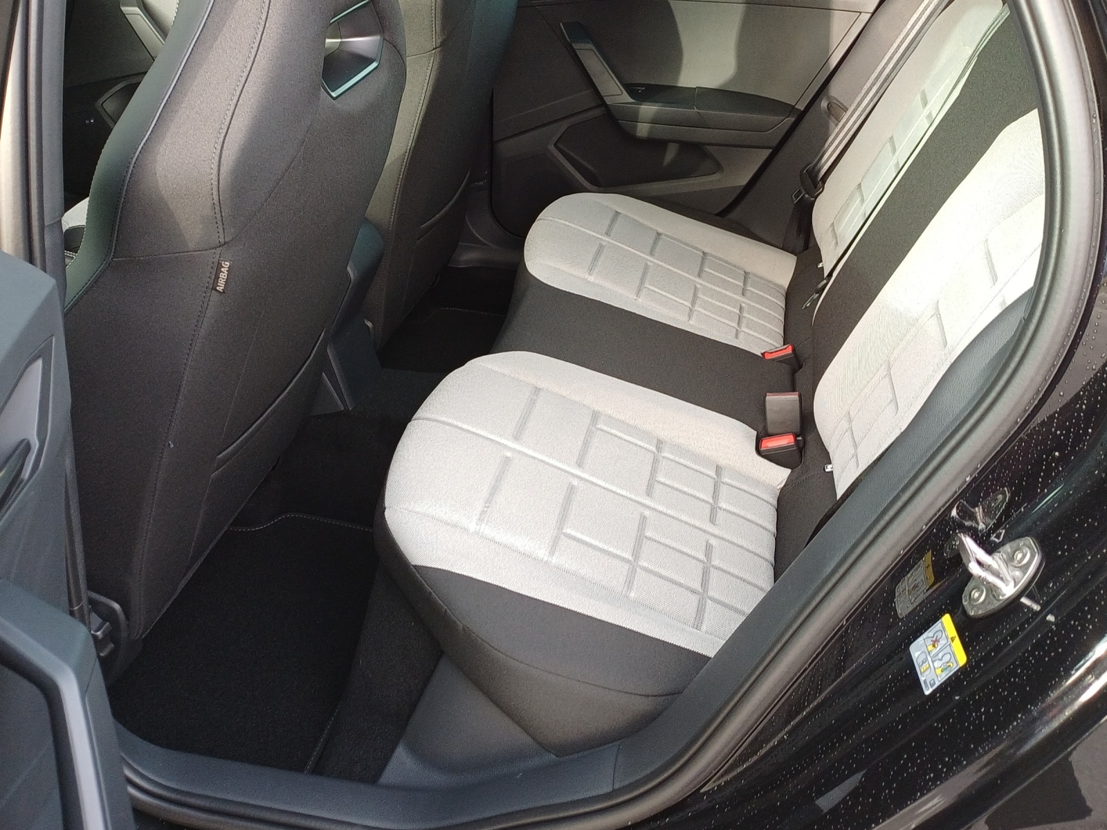 SEAT NEW SEAT ARONA MOVE FR-image-11