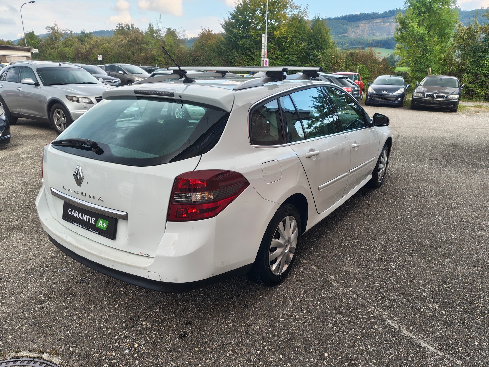 RENAULT Laguna Grandtour 1.5 dCi Expression-image-2