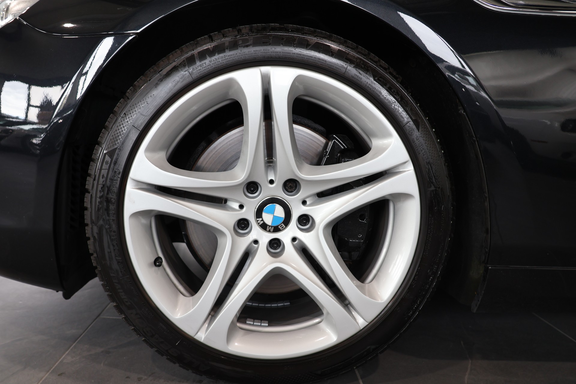 BMW 640i Cabrio-image-5
