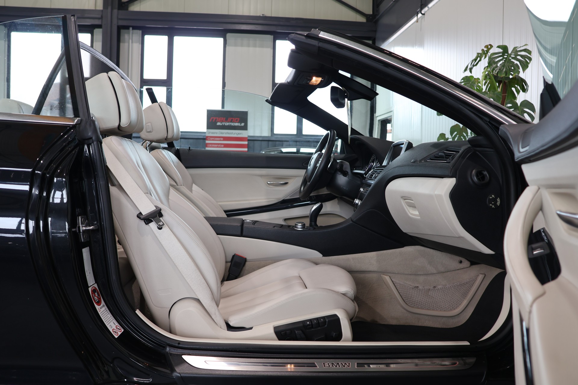 BMW 640i Cabrio-image-11