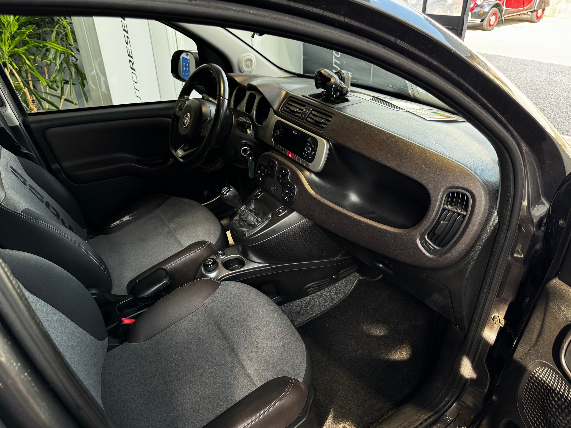 FIAT Panda 1.3 MJ Cross 4x4-image-12