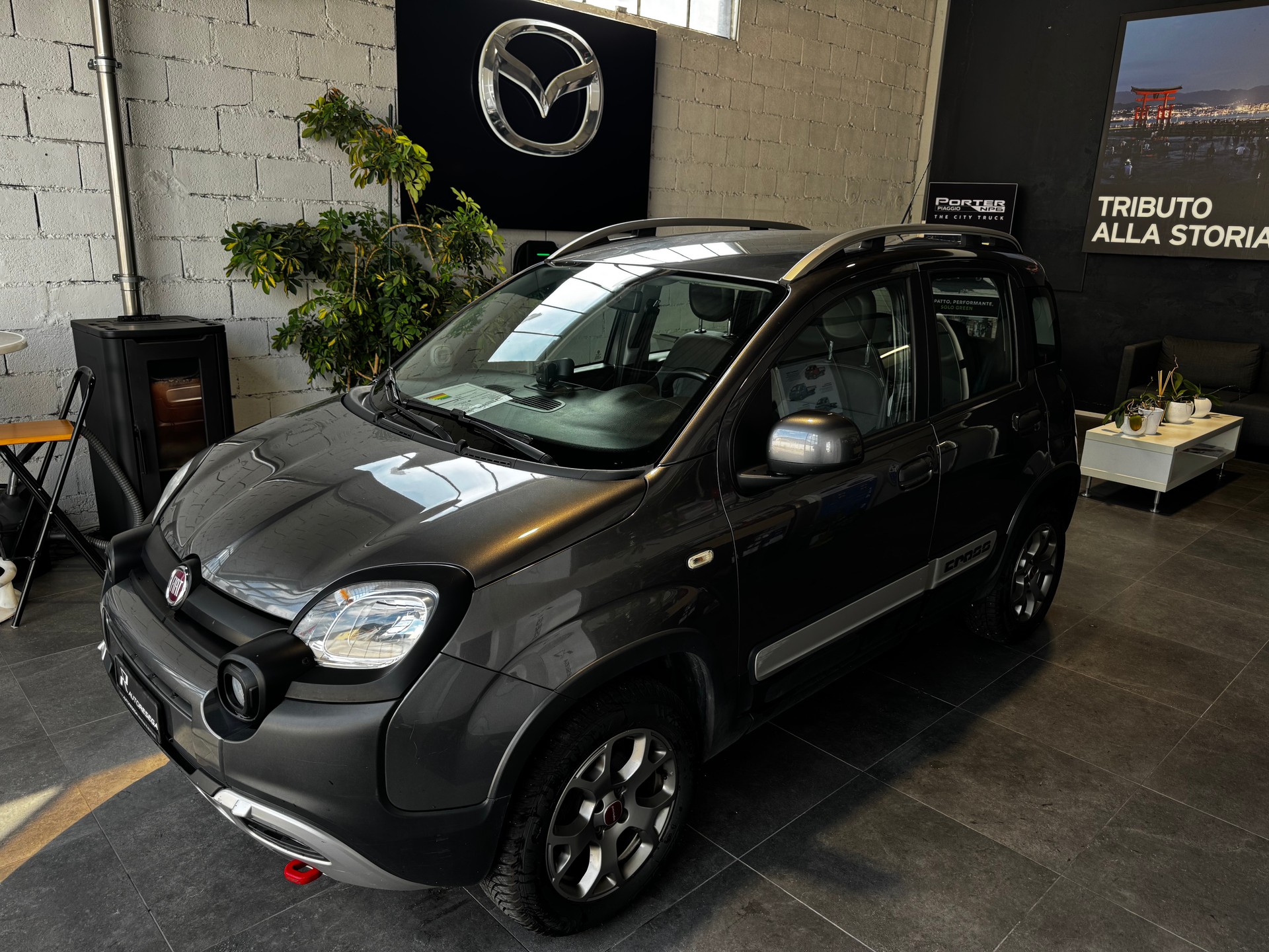 FIAT Panda 1.3 MJ Cross 4x4-image-1