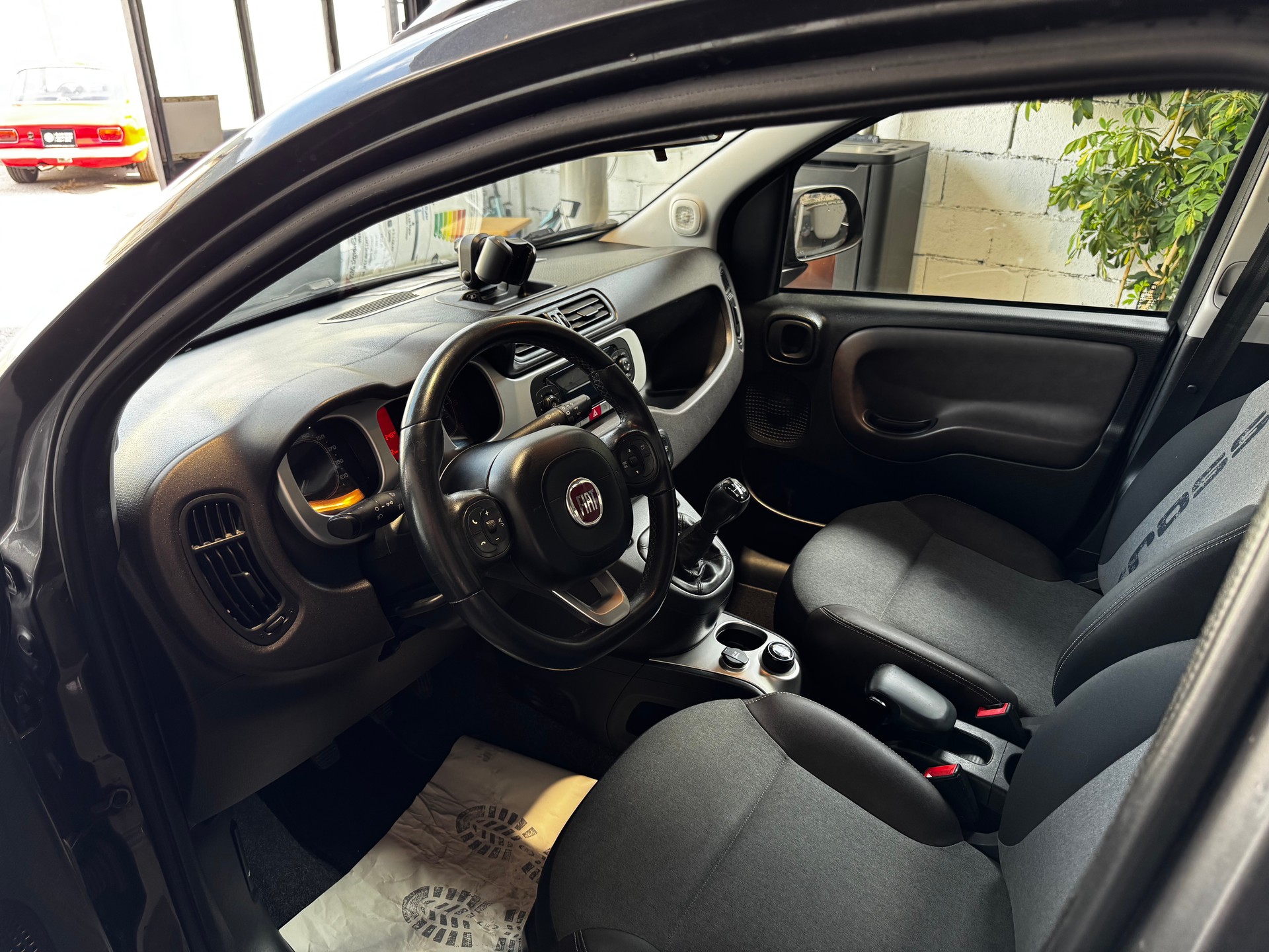 FIAT Panda 1.3 MJ Cross 4x4-image-6