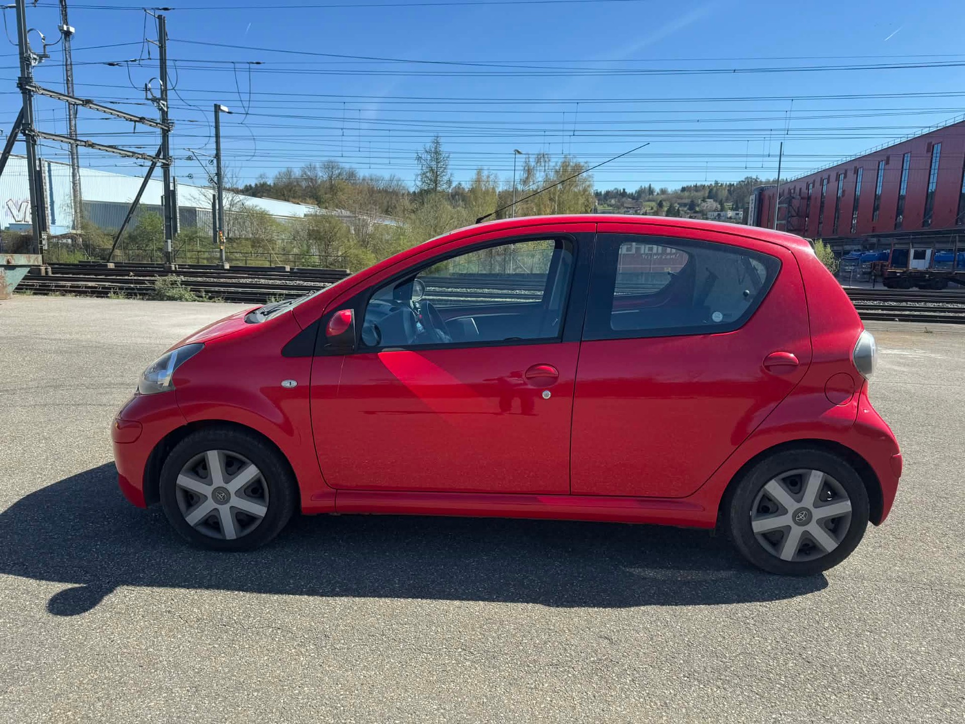 TOYOTA Aygo 1.0 Linea Sol-image-4