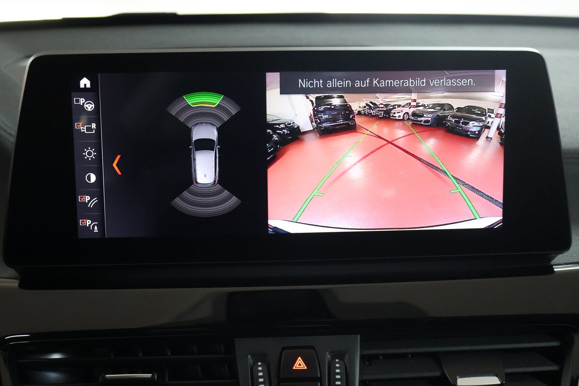 BMW X1 xDrive 25e Sport Line Steptronic-image-12