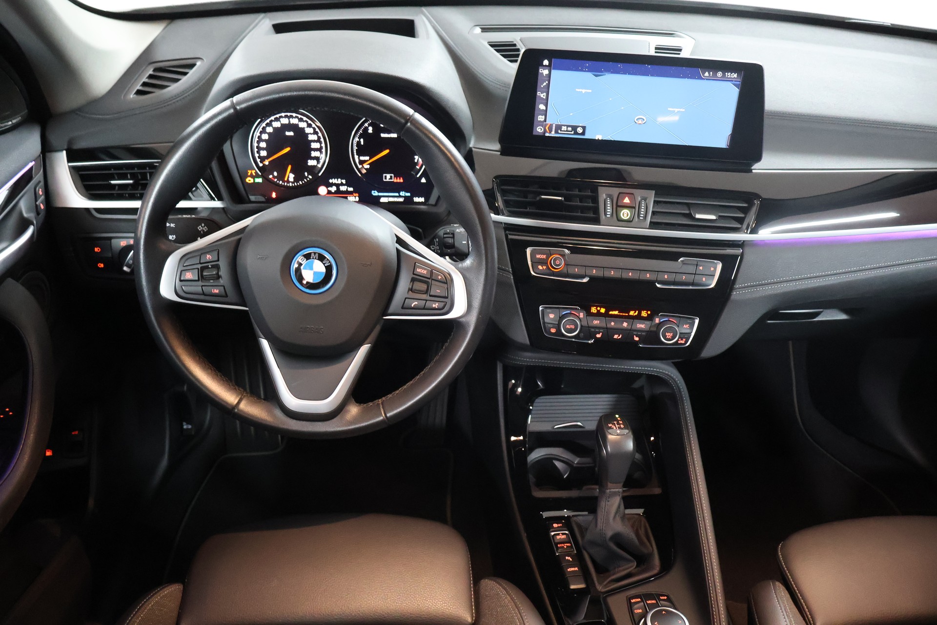 BMW X1 xDrive 25e Sport Line Steptronic-image-9