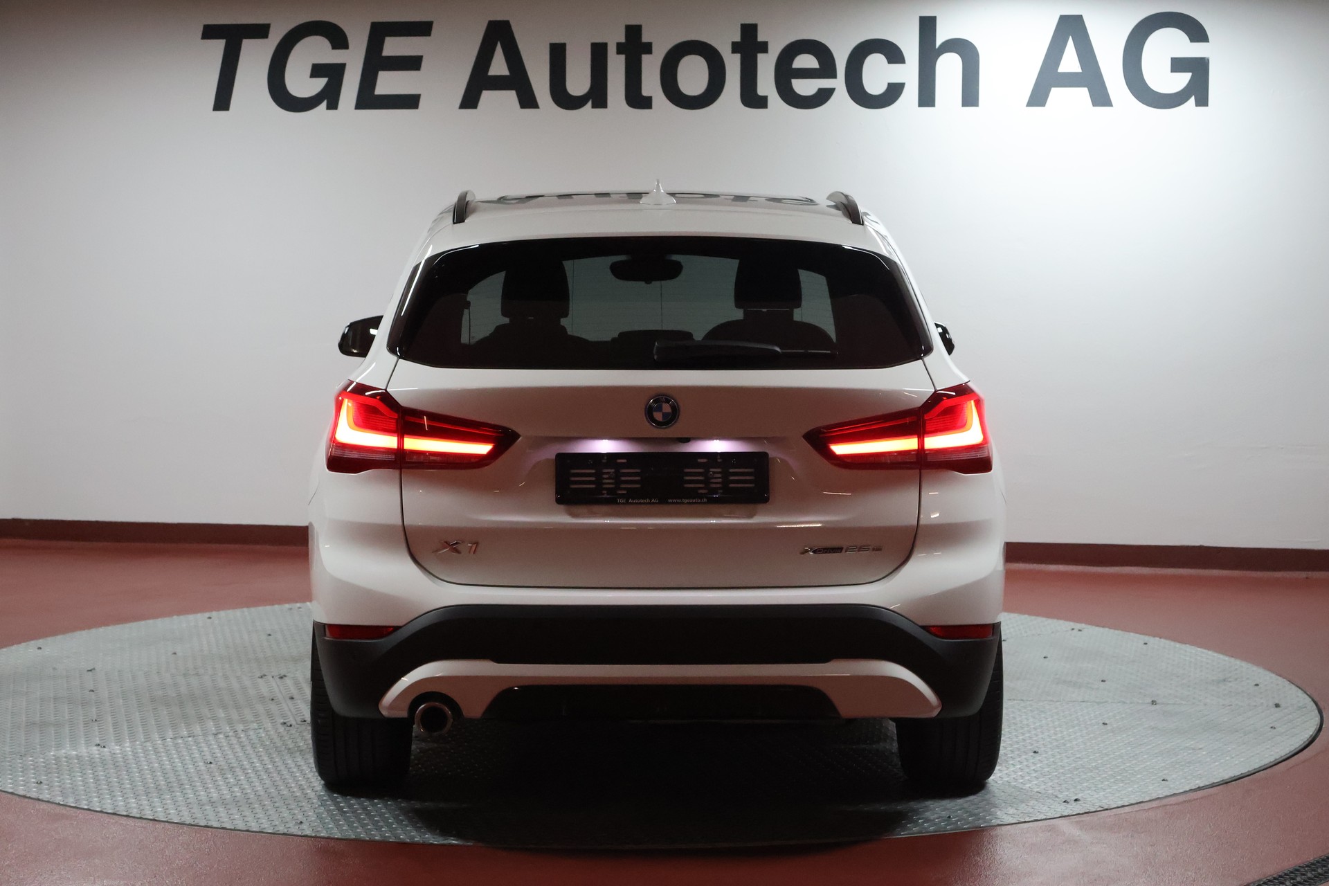BMW X1 xDrive 25e Sport Line Steptronic-image-20