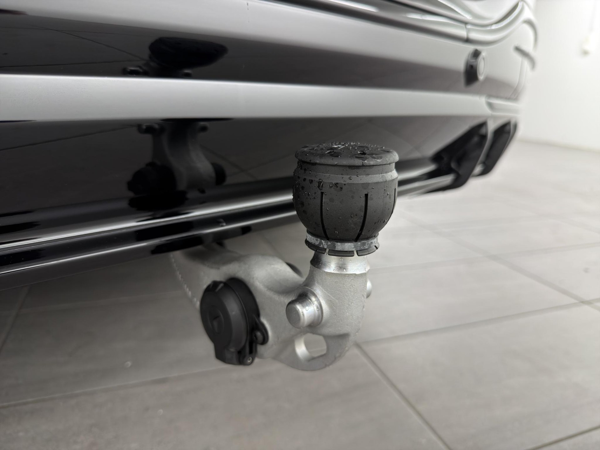 MERCEDES-BENZ GLC 400 4matic-image-15