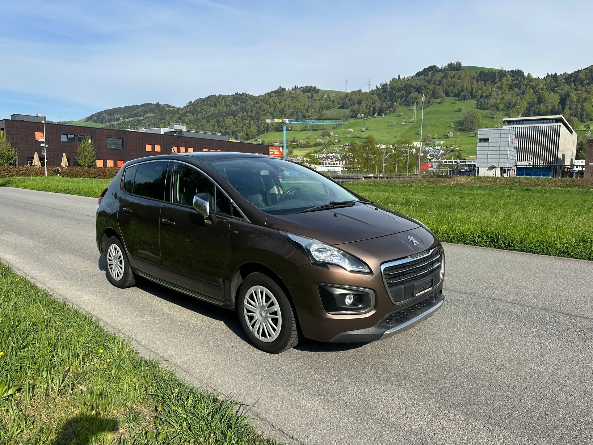 PEUGEOT 3008 1.6 16V T Active-image-2