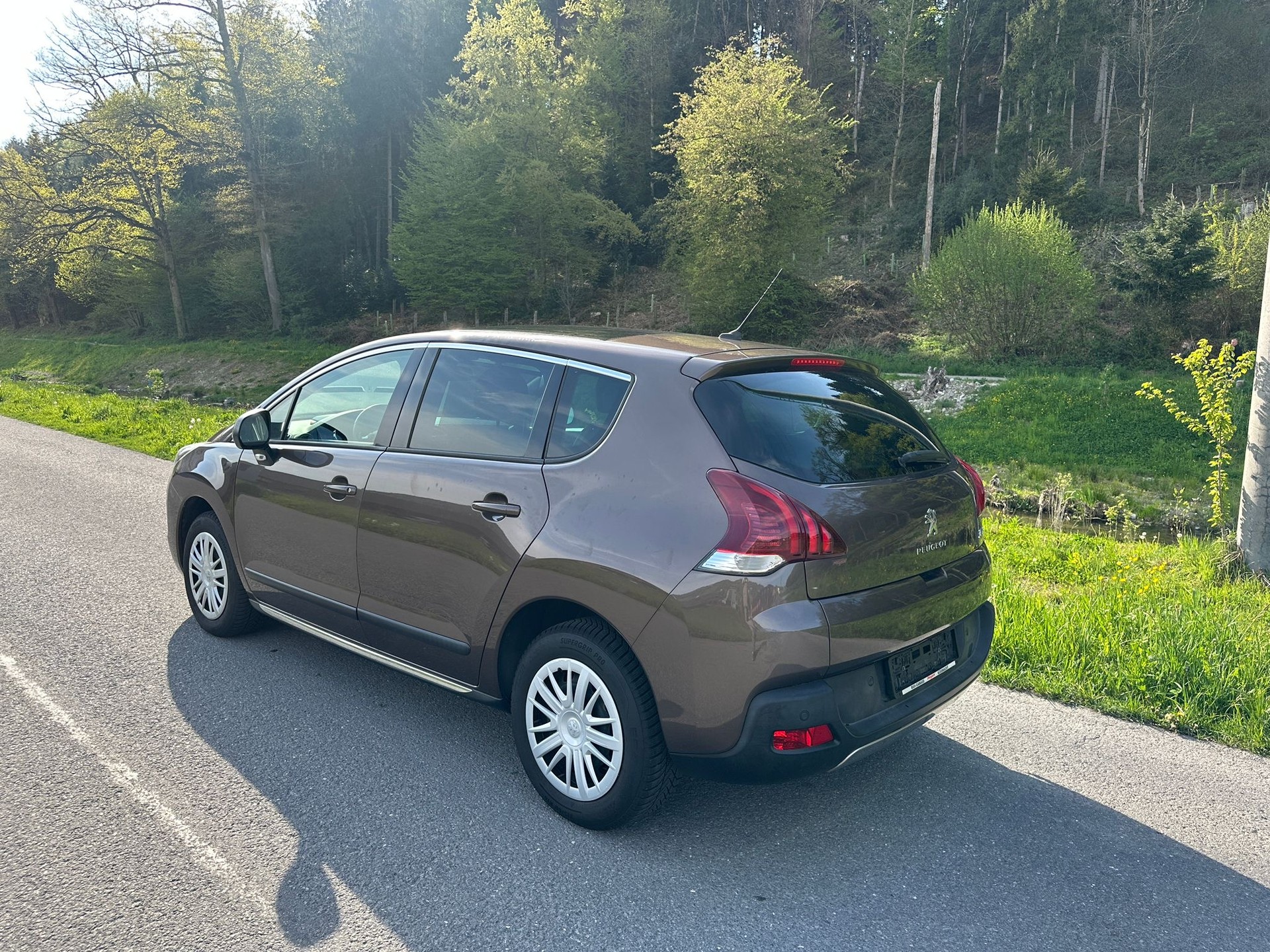 PEUGEOT 3008 1.6 16V T Active-image-5