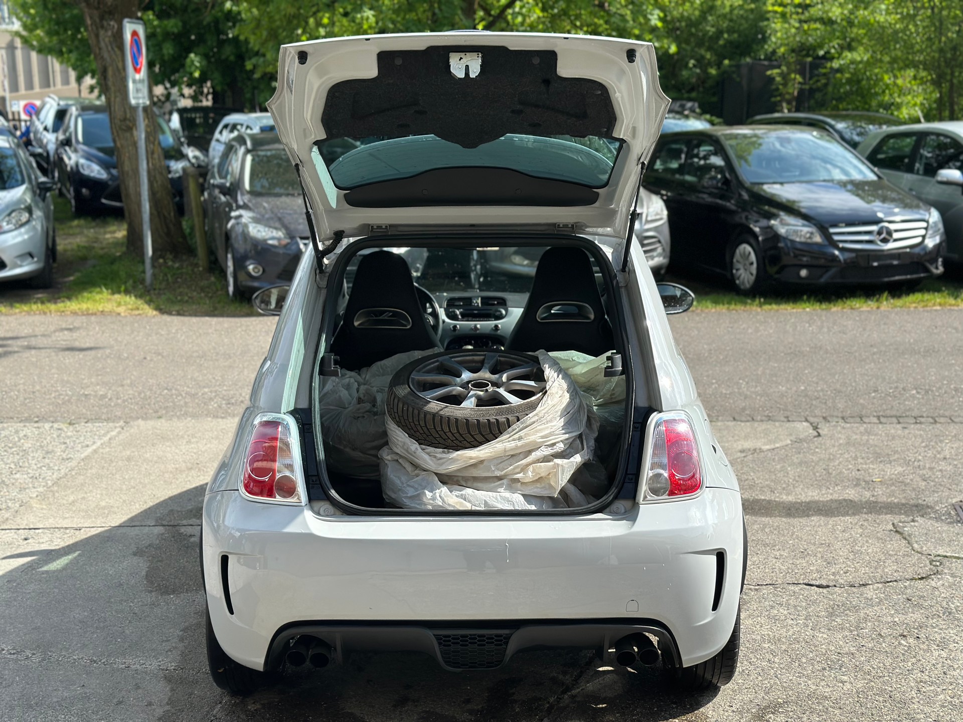 FIAT 500 1.4 16V Turbo Abarth-image-5