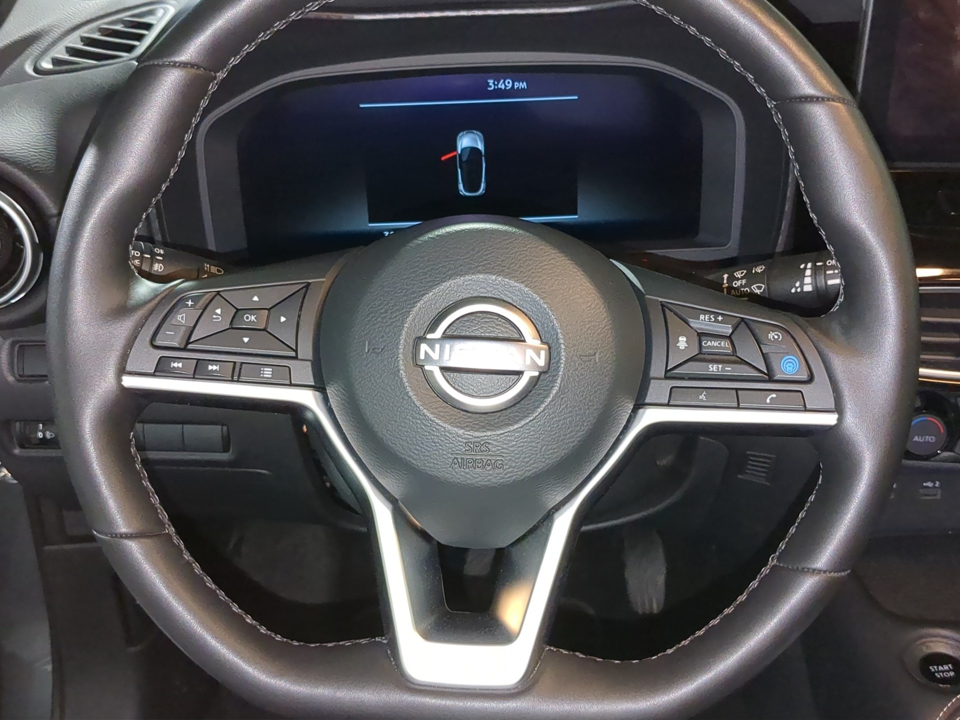 NISSAN Juke 1.6 FHEV Tekna-image-9