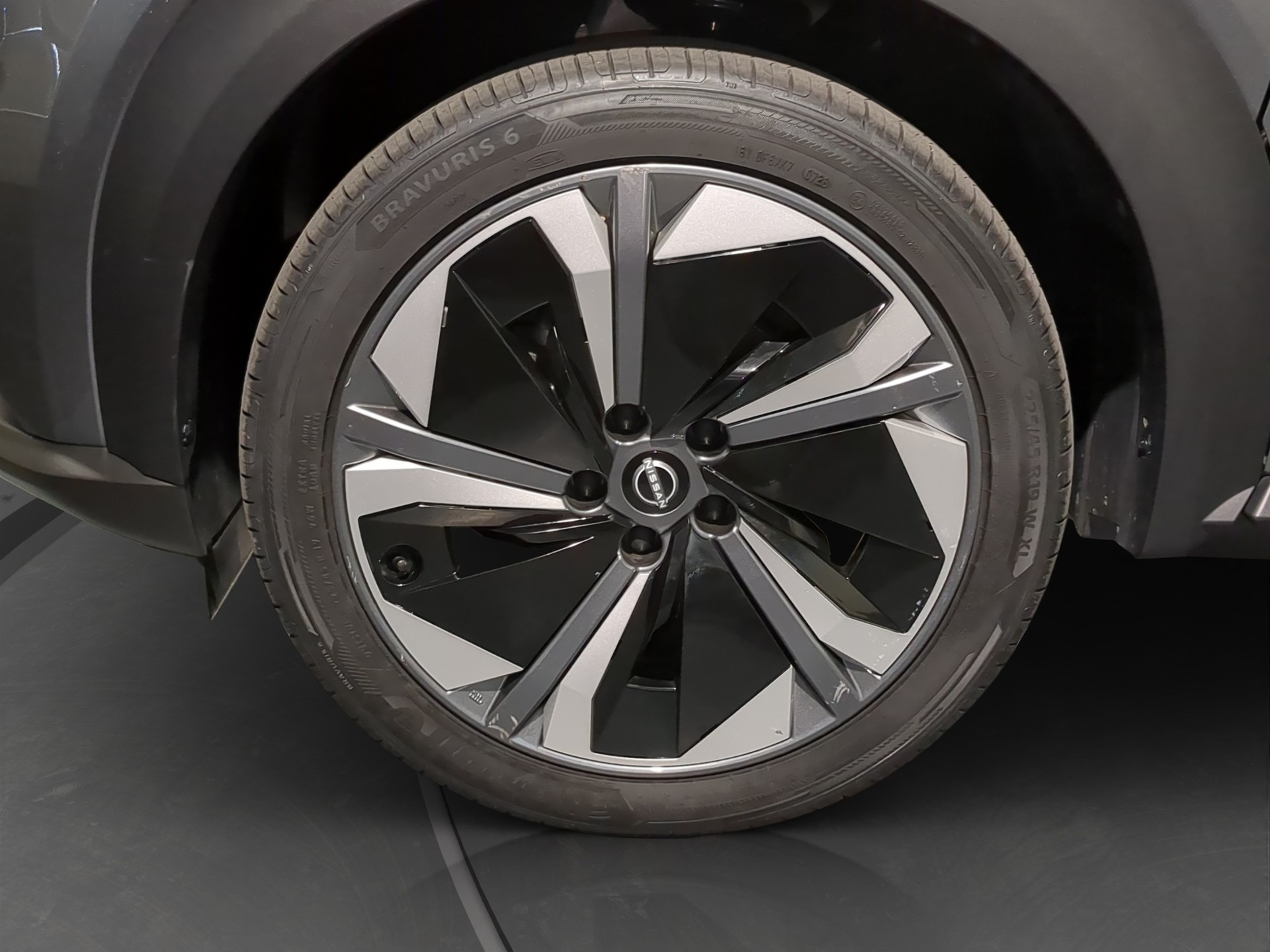 NISSAN Juke 1.6 FHEV Tekna-image-23