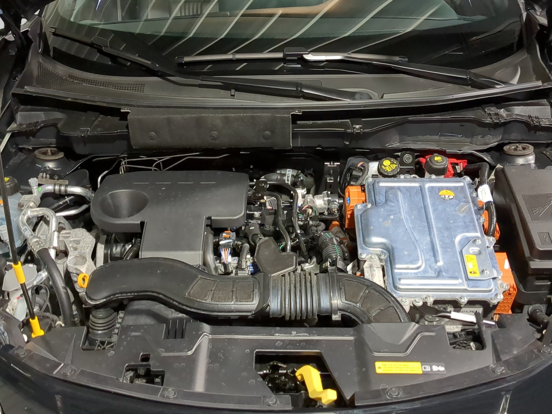 NISSAN Juke 1.6 FHEV Tekna-image-22