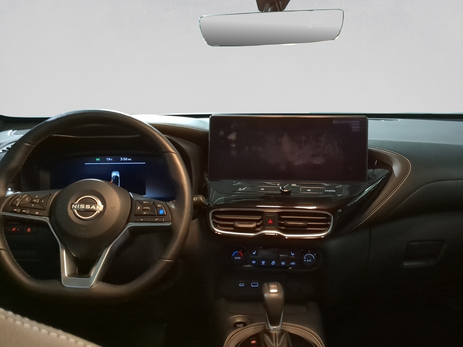 NISSAN Juke 1.6 FHEV Tekna-image-12