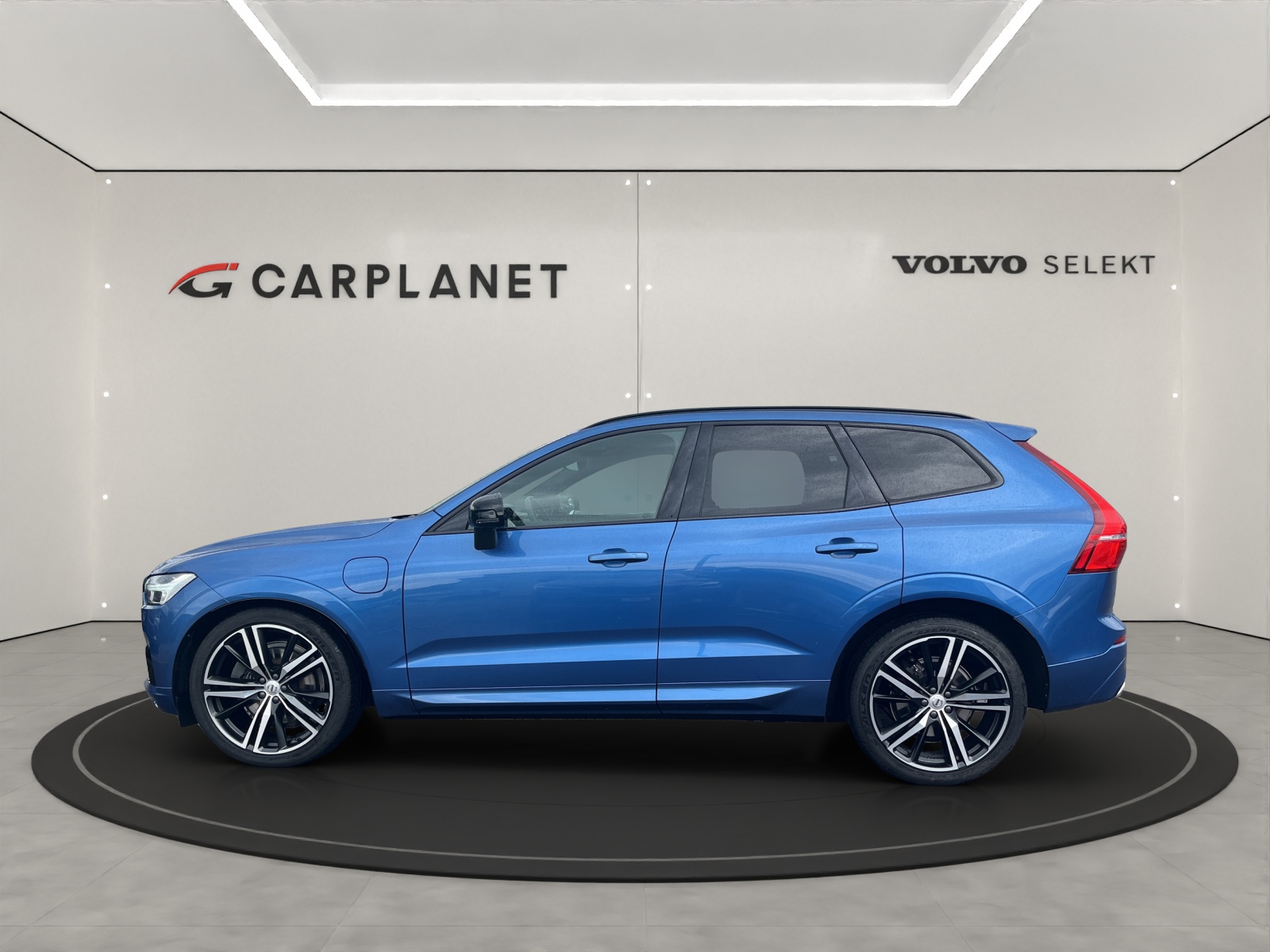 VOLVO XC60 2.0 T6 TE R-Design eAWD-showroom-element-3