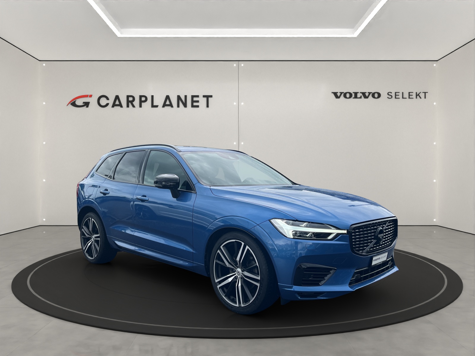 VOLVO XC60 2.0 T6 TE R-Design eAWD-showroom-element-1